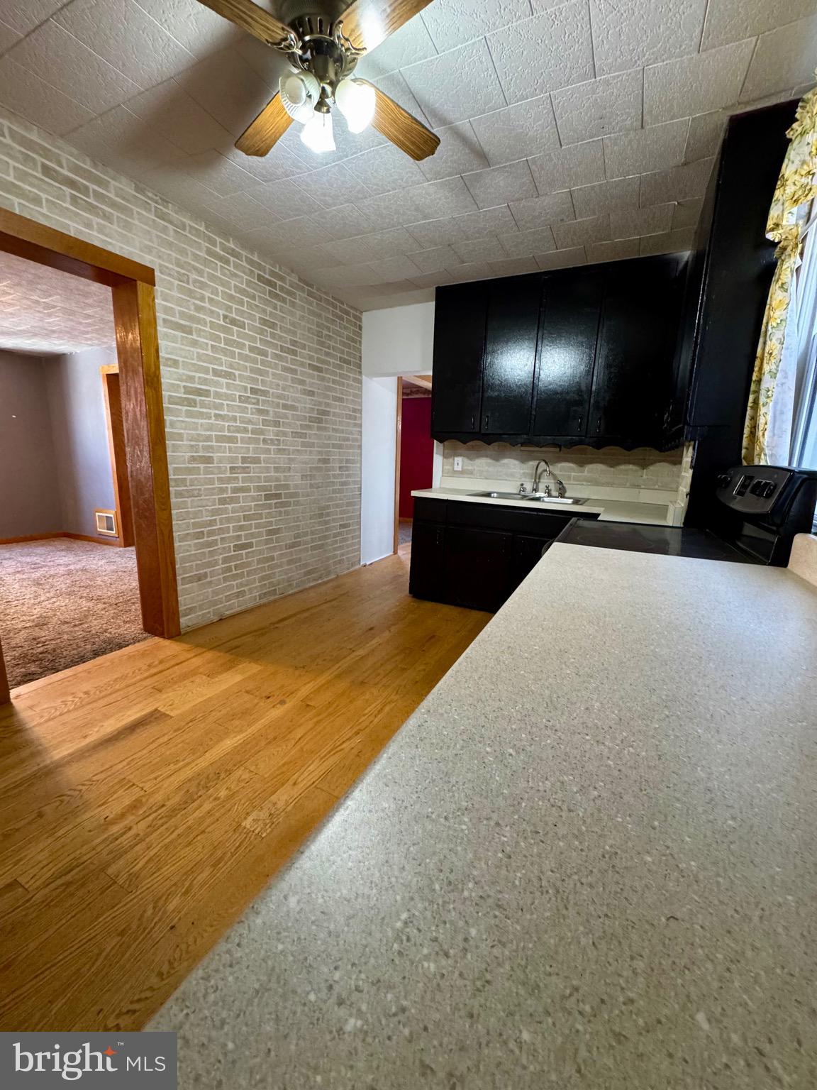 JOHNSON HEIGHTS - Residential