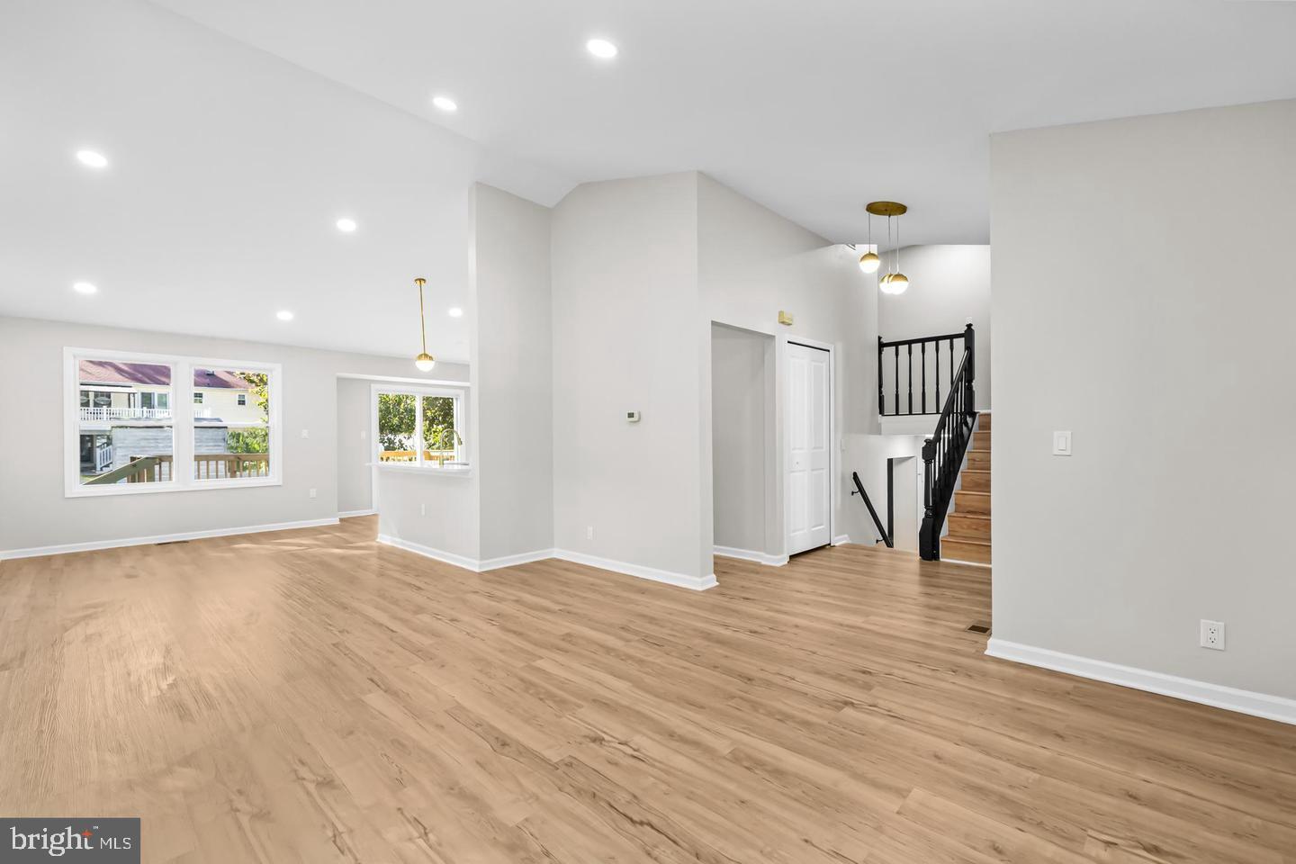 CEDAR CREST - Residential Lease