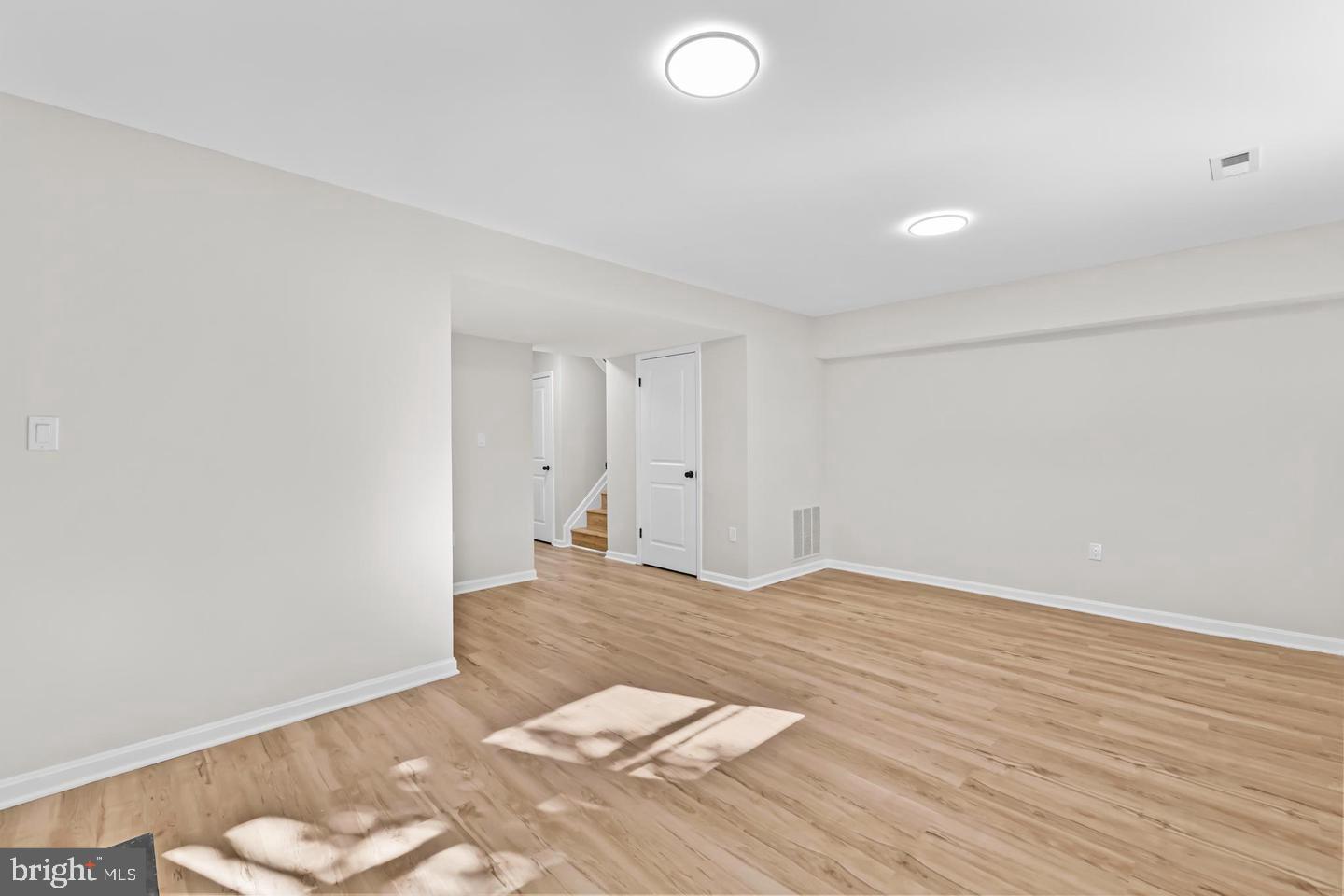 CEDAR CREST - Residential Lease