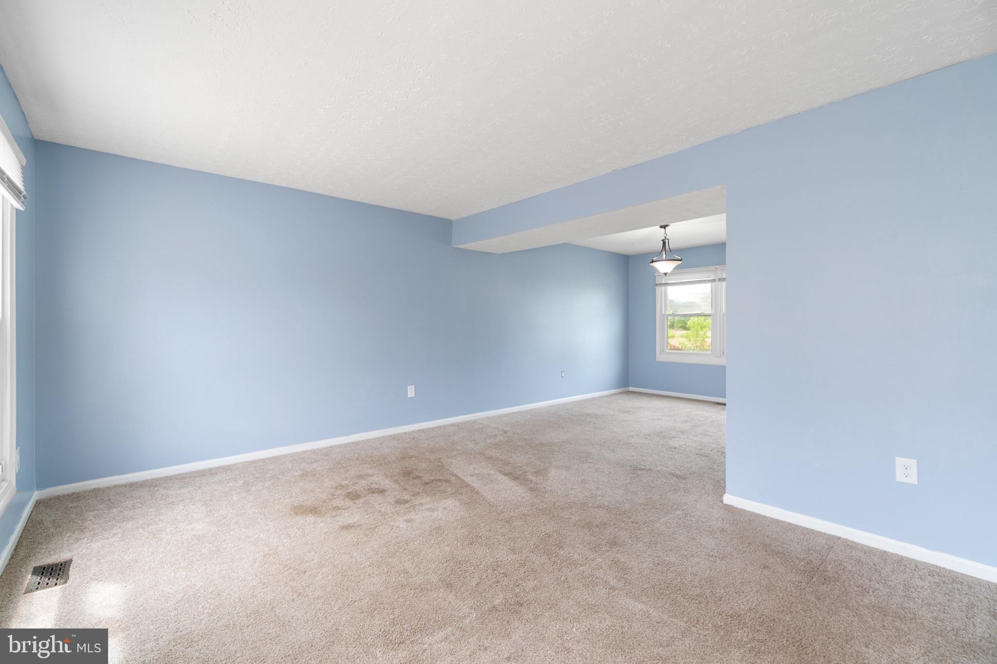 THE PROVINCES - Residential