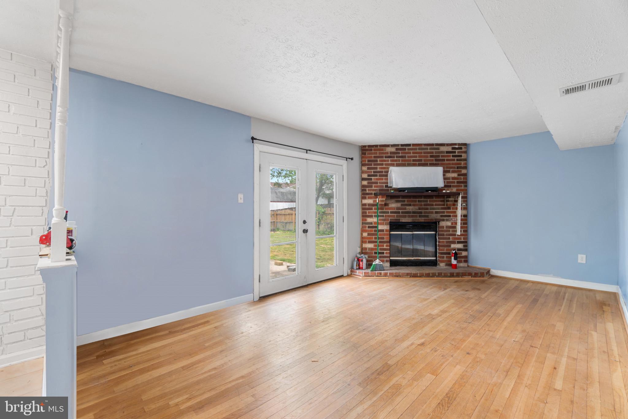 THE PROVINCES - Residential