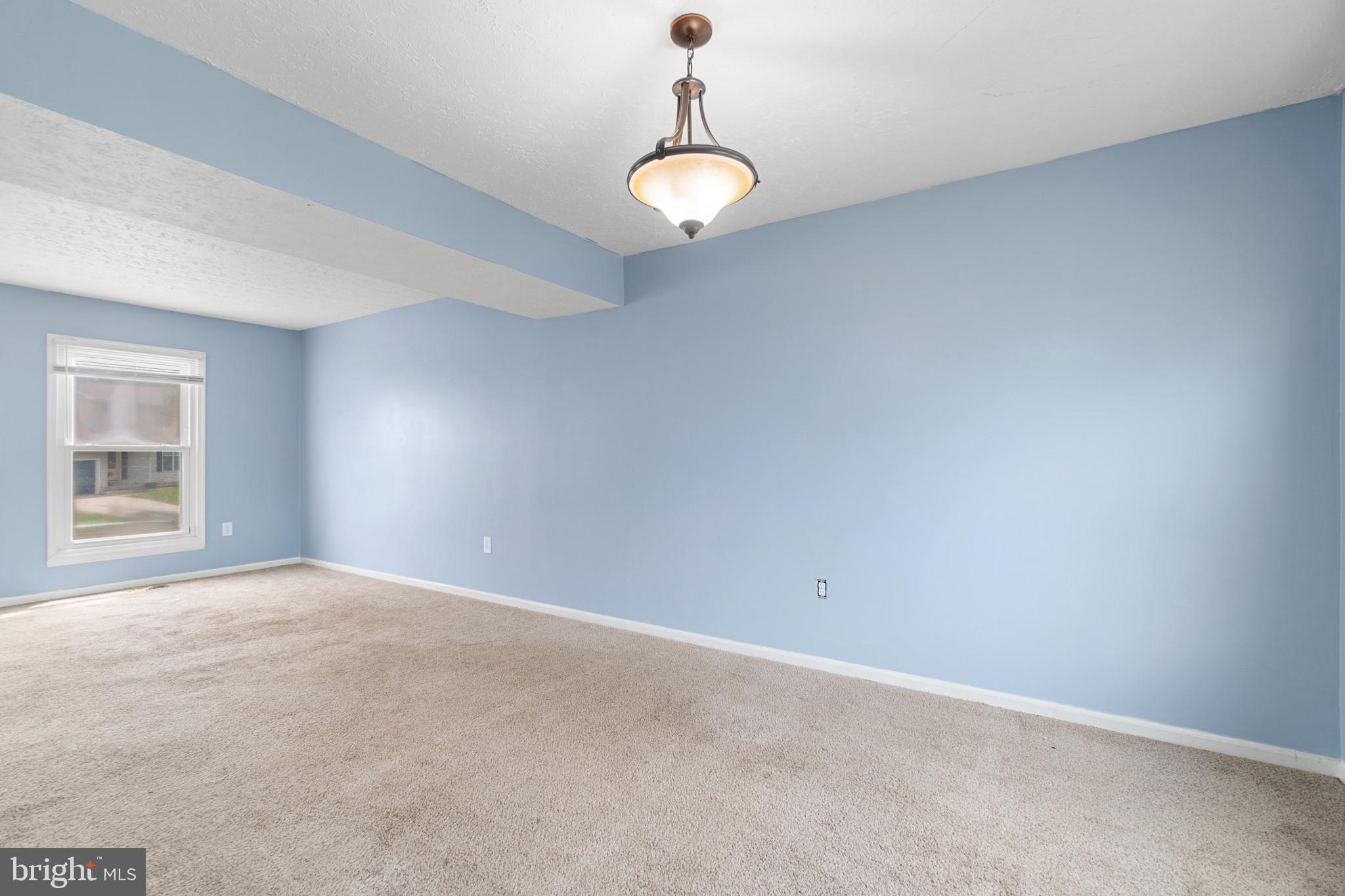 THE PROVINCES - Residential