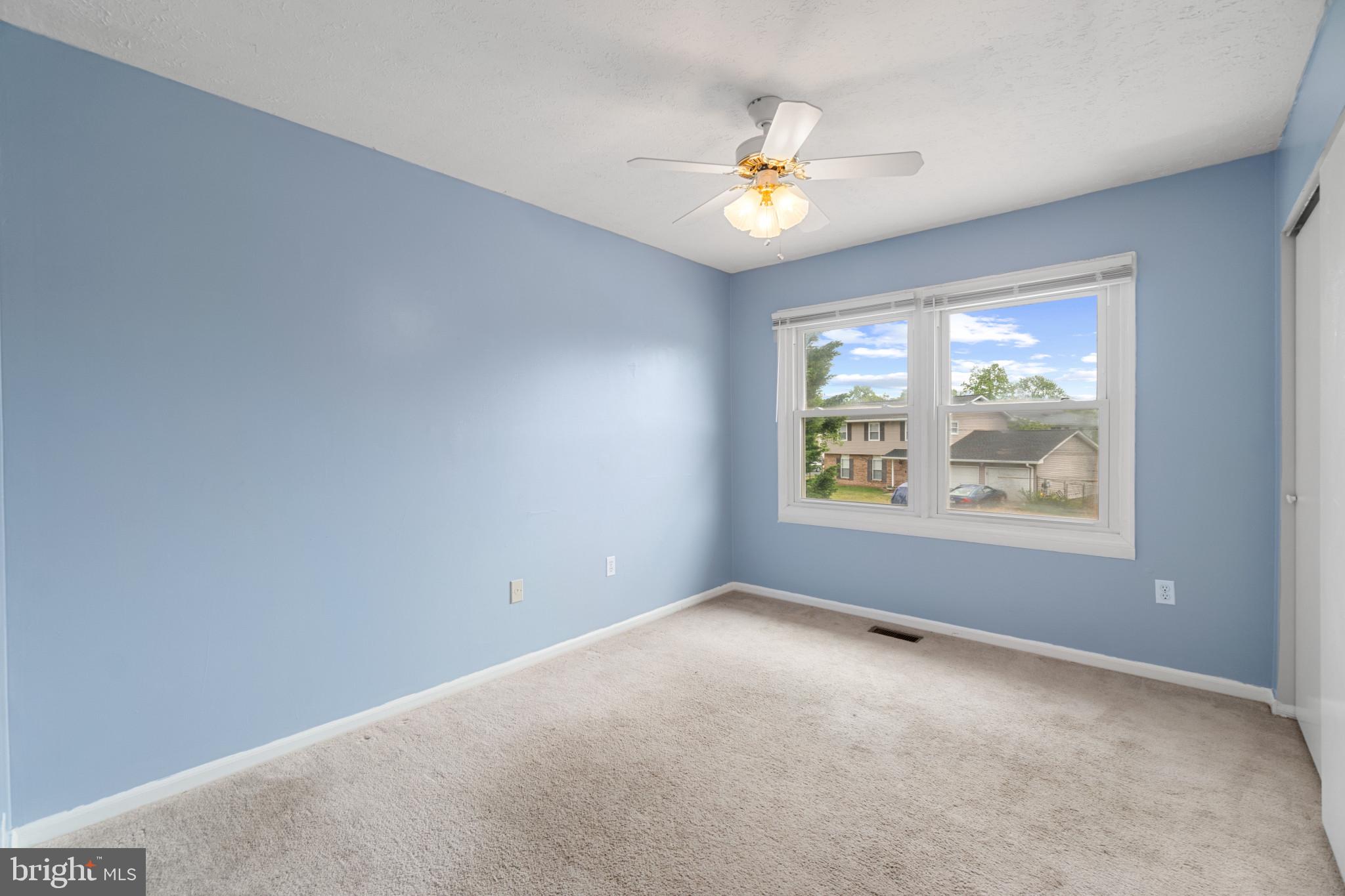 THE PROVINCES - Residential