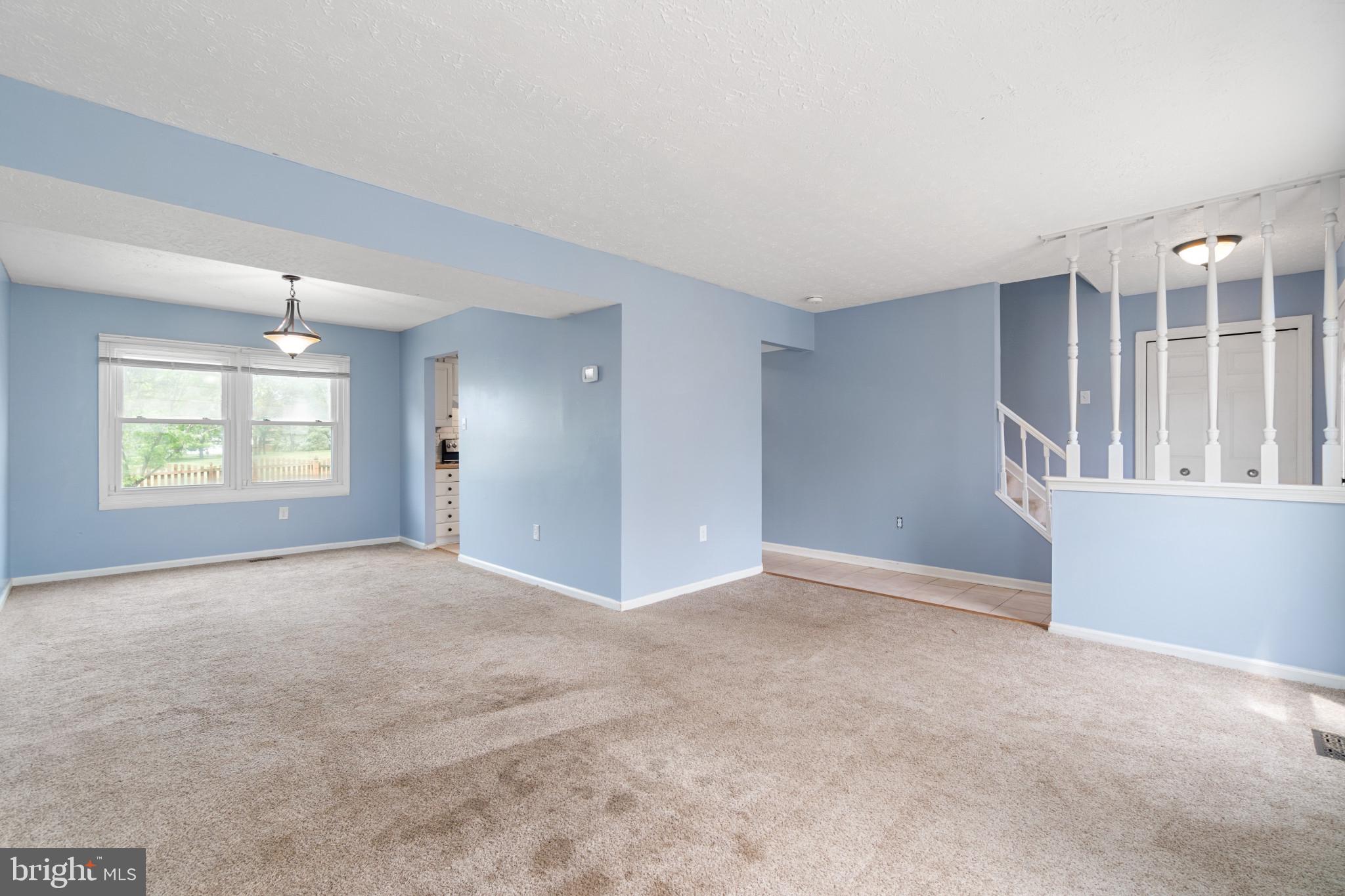 THE PROVINCES - Residential