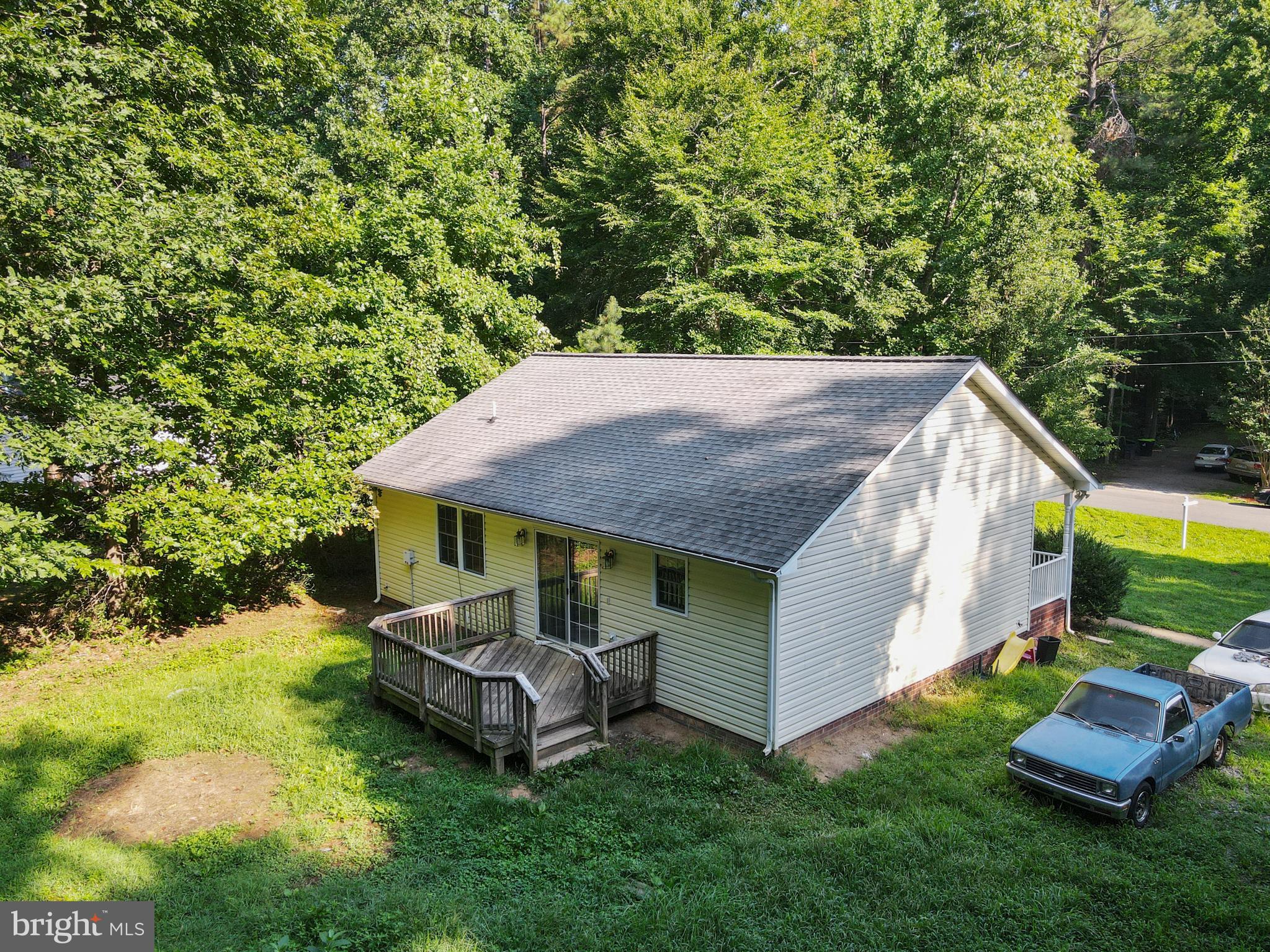 LAKE CAROLINE - Residential