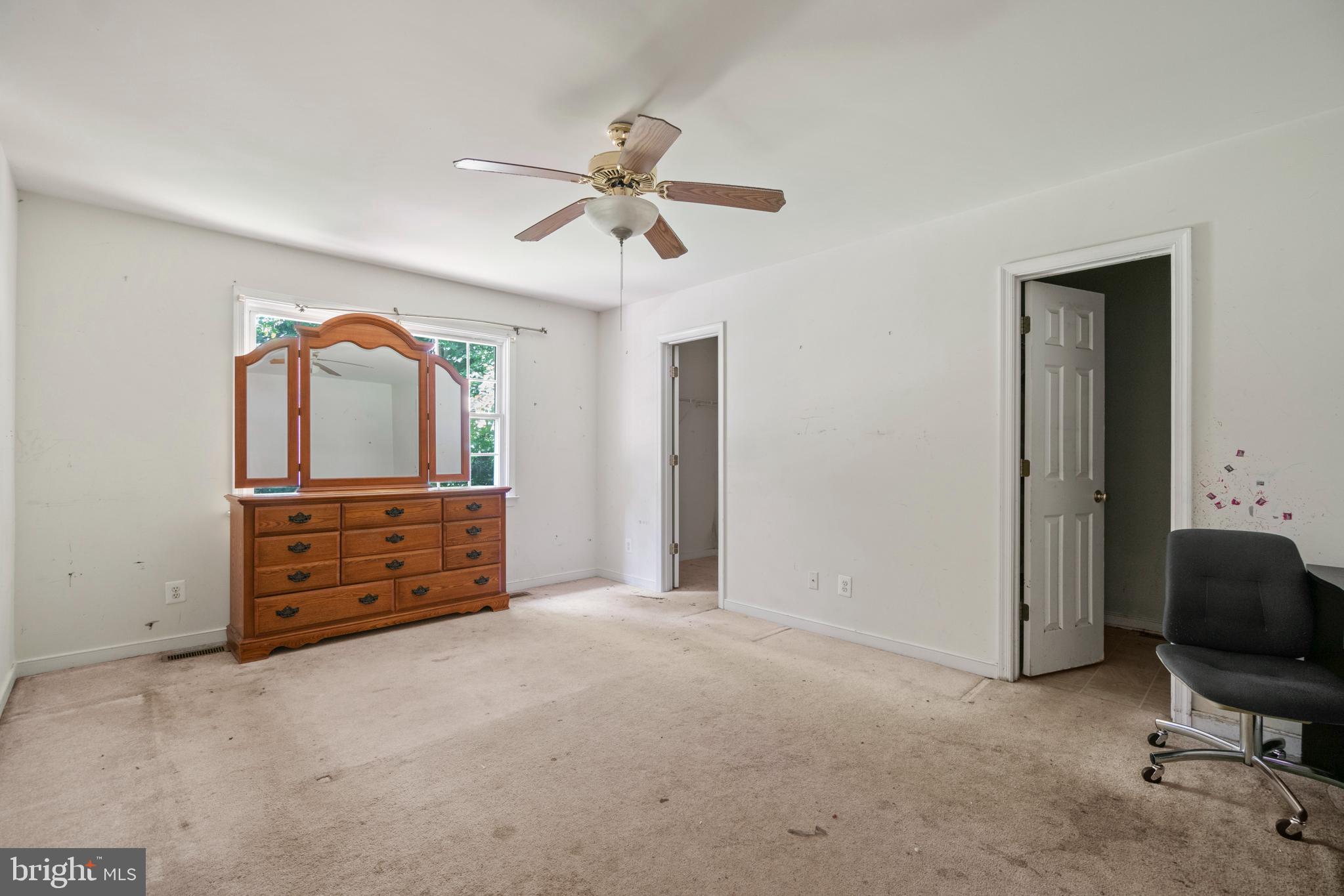 LAKE CAROLINE - Residential