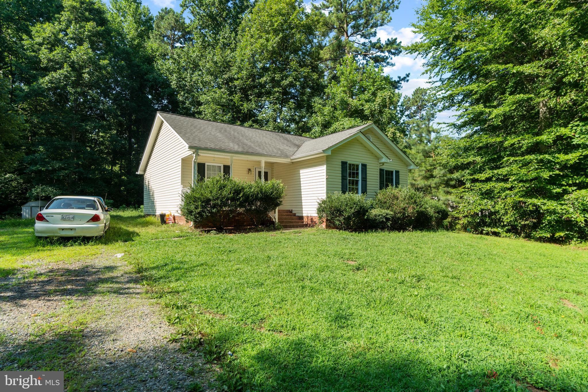 LAKE CAROLINE - Residential