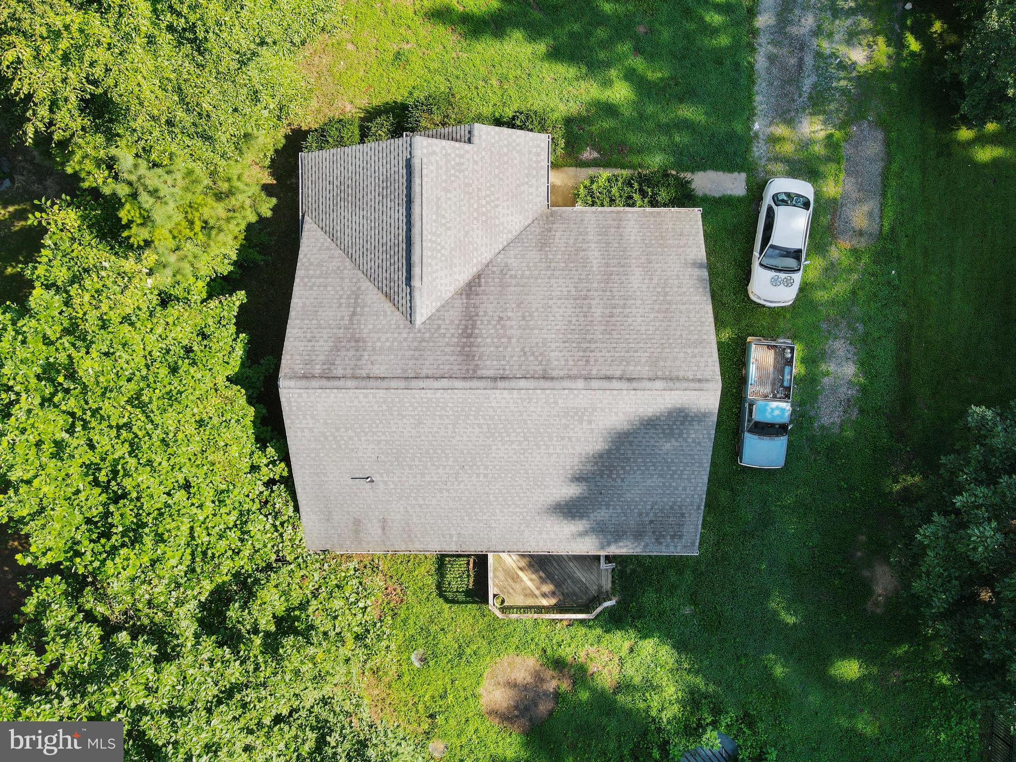 LAKE CAROLINE - Residential