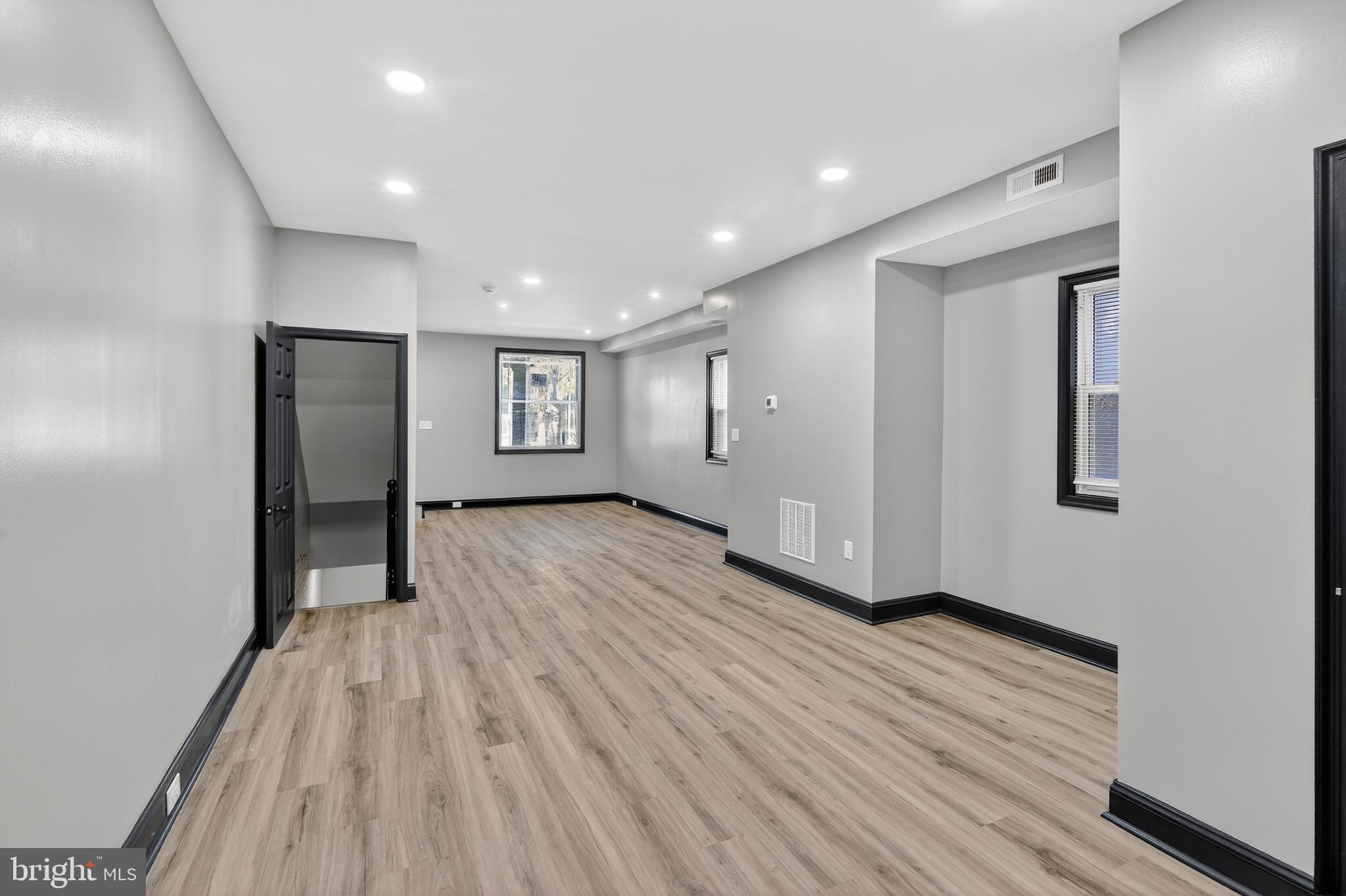 WAVERLY - Residential