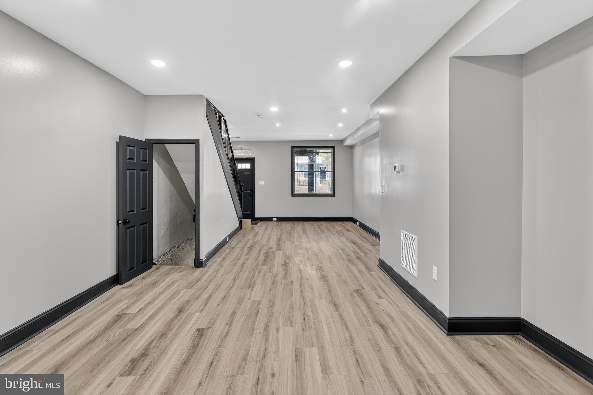 WAVERLY - Residential