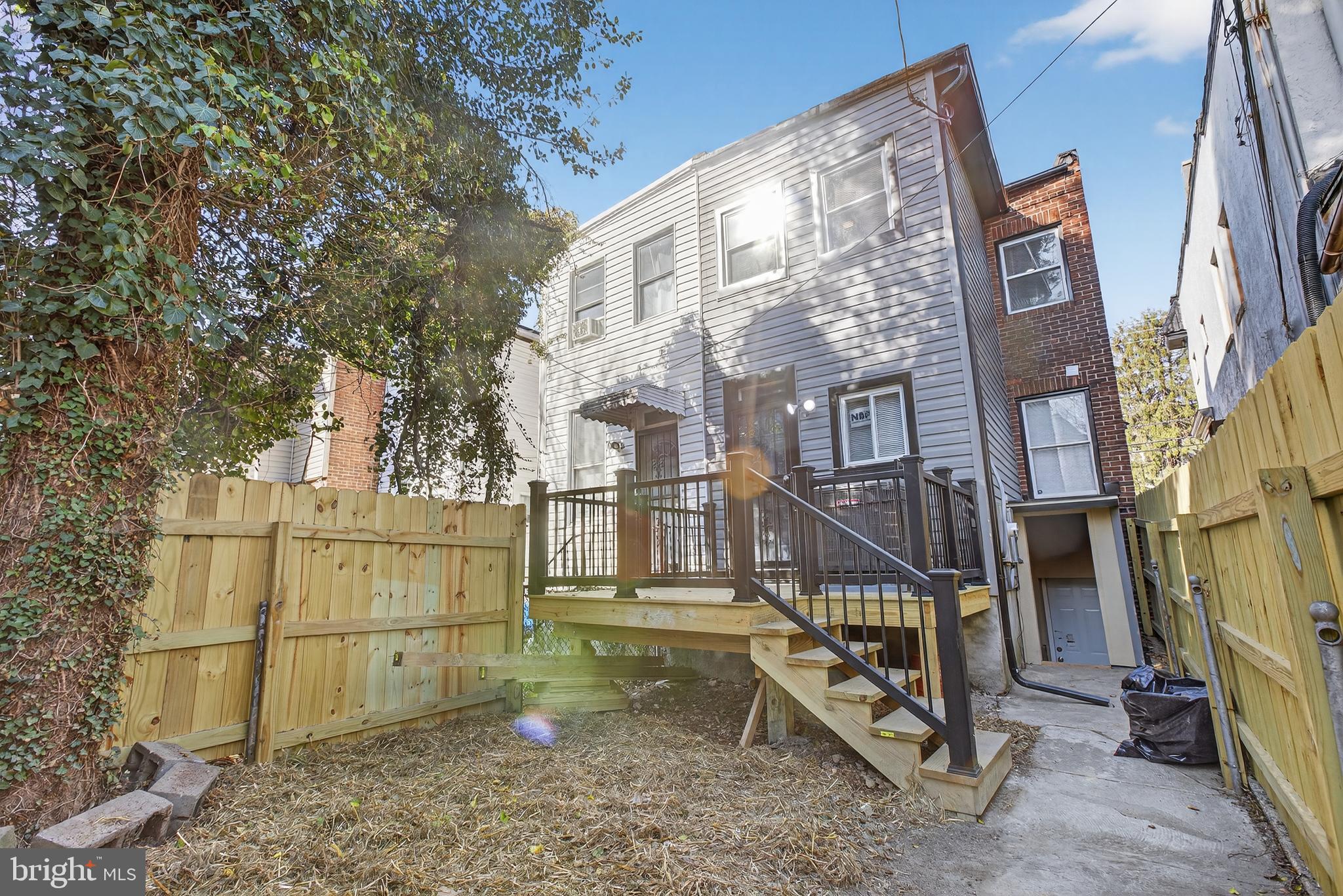 WAVERLY - Residential