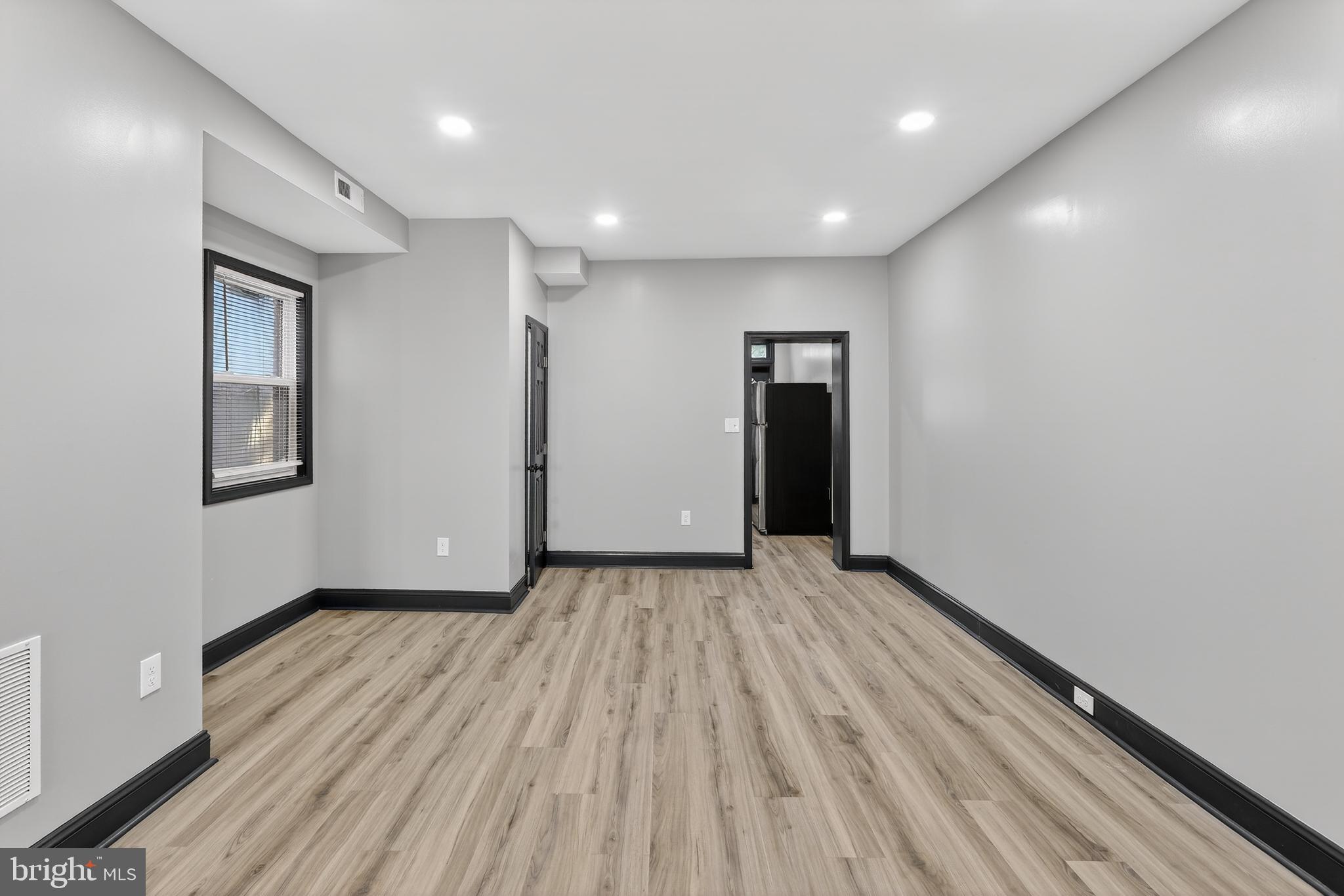 WAVERLY - Residential