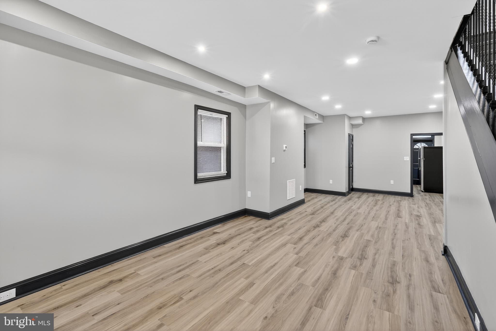 WAVERLY - Residential