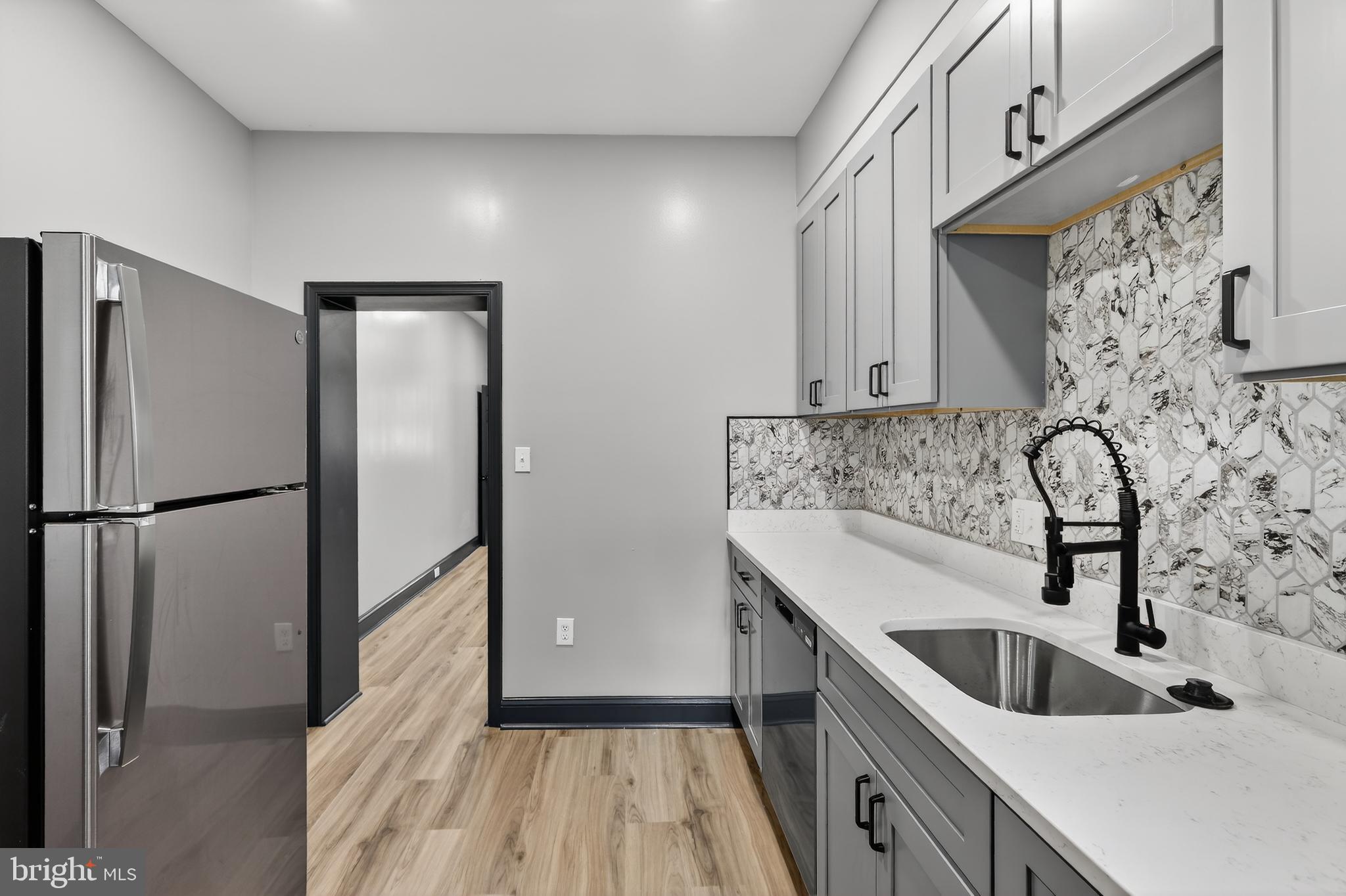 WAVERLY - Residential