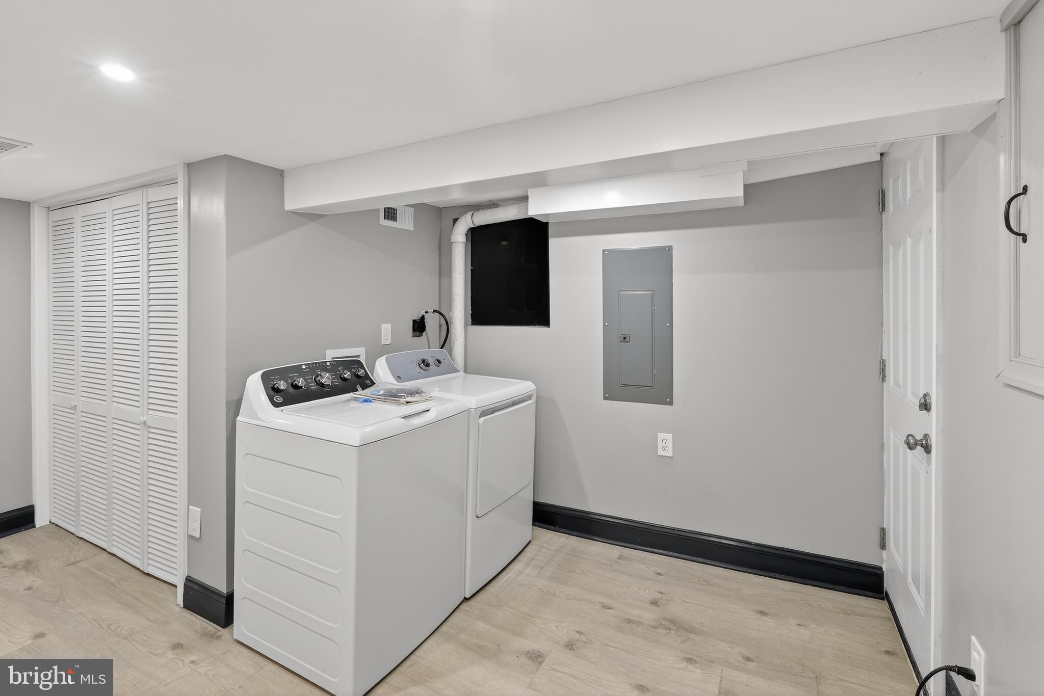 WAVERLY - Residential