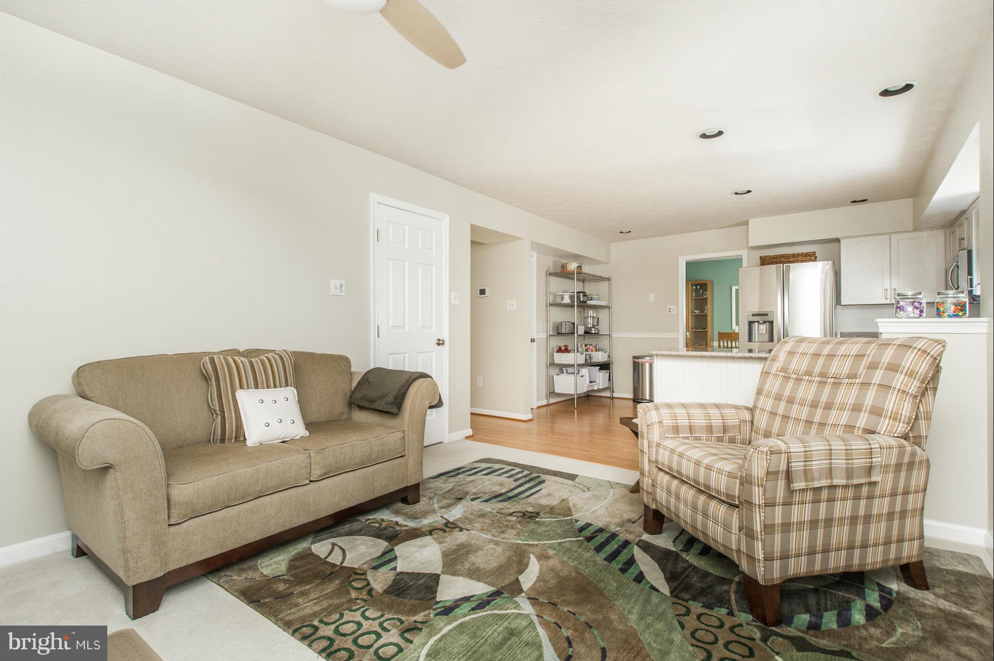 SARAWOODS - Residential