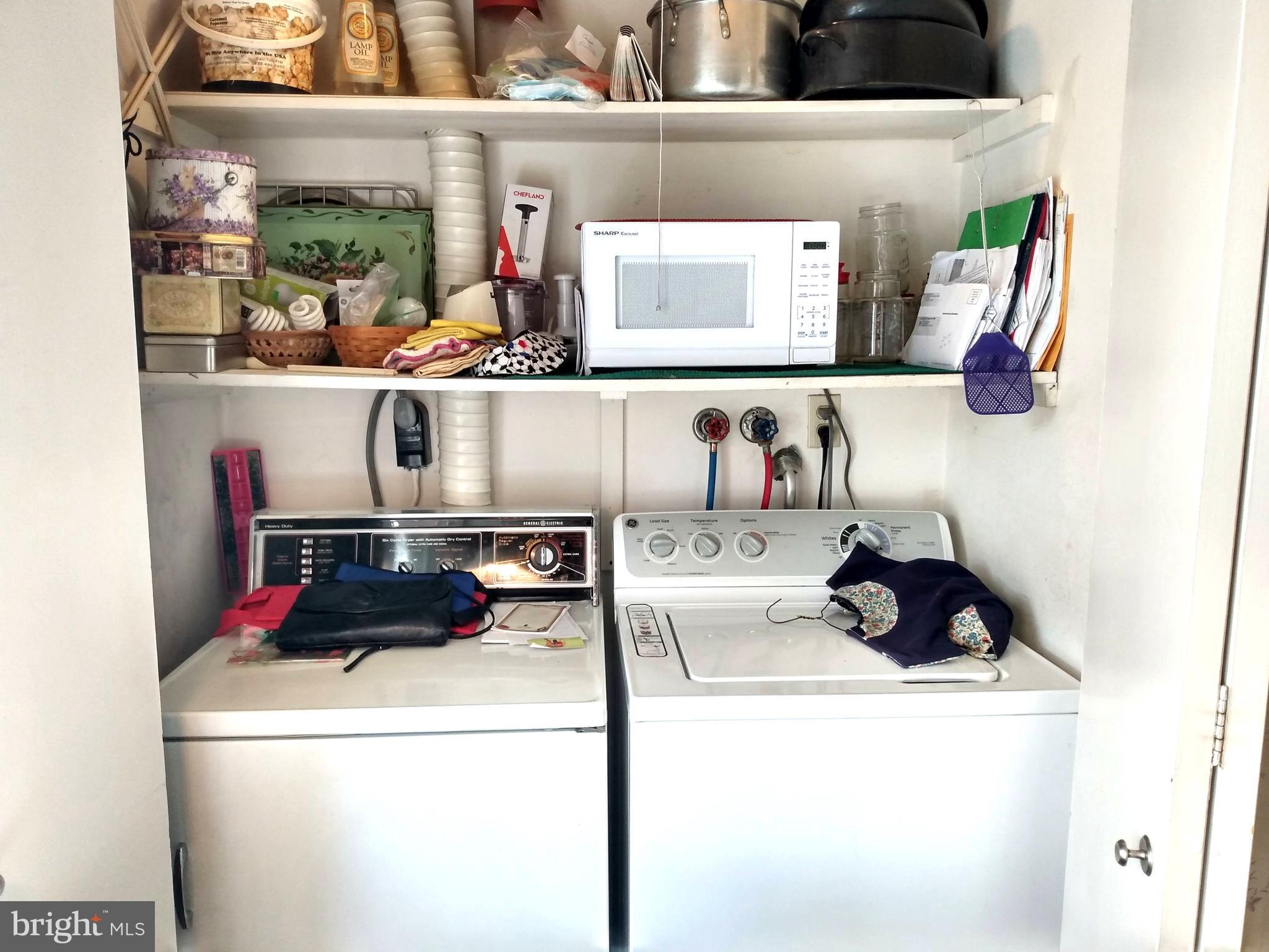 COLDBROOK MEADOWS - Residential