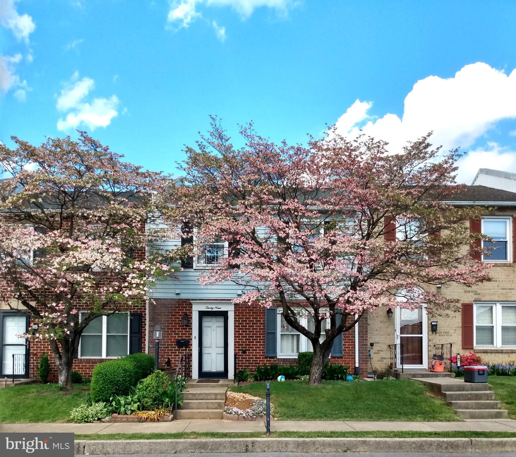 COLDBROOK MEADOWS - Residential