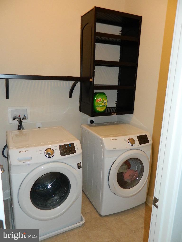 PARKSIDE - Residential Lease