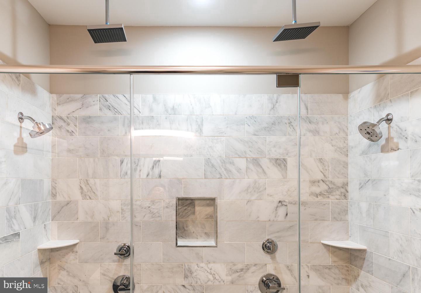 FAIRMOUNT - Residential Lease