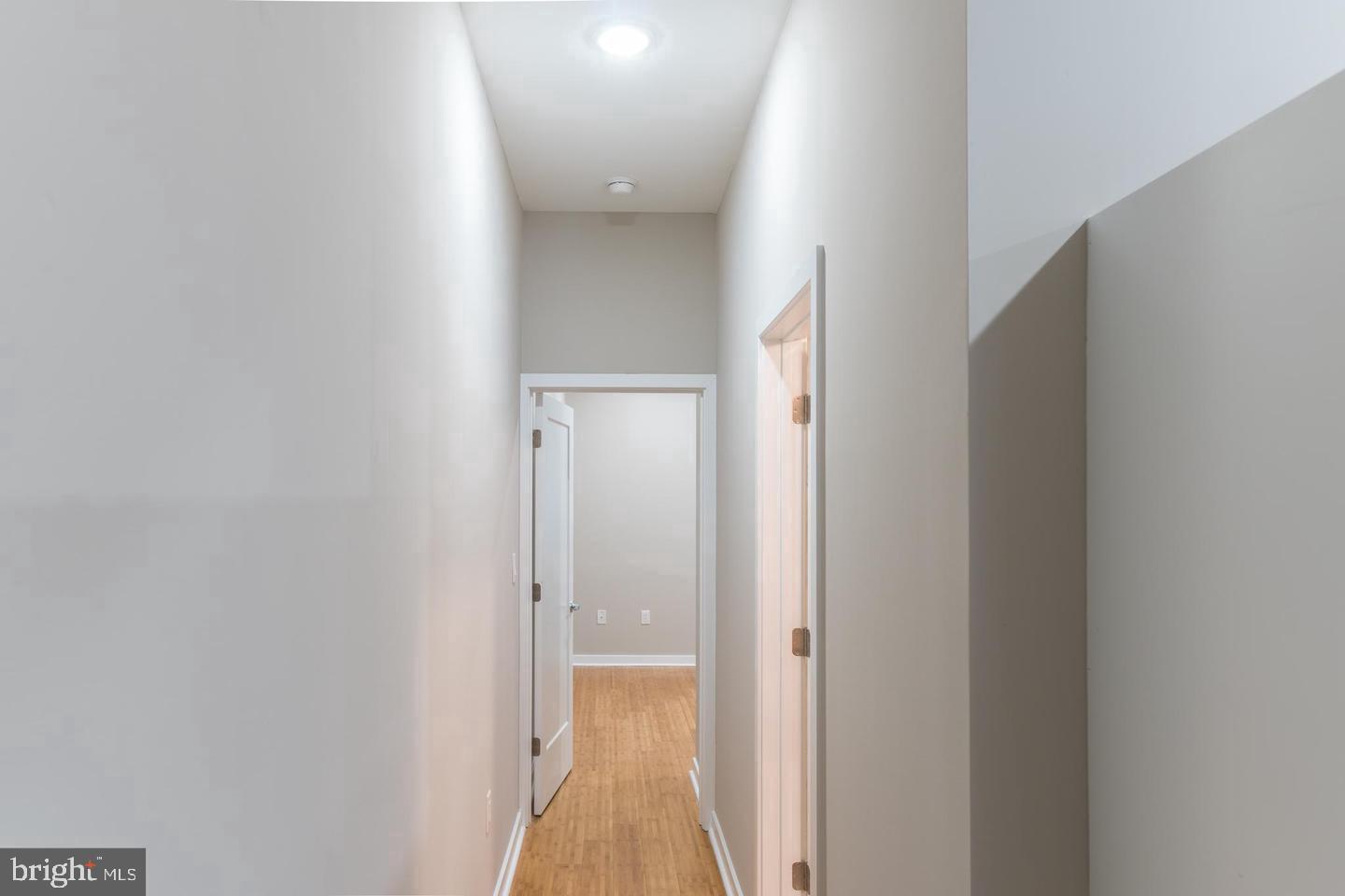 FAIRMOUNT - Residential Lease