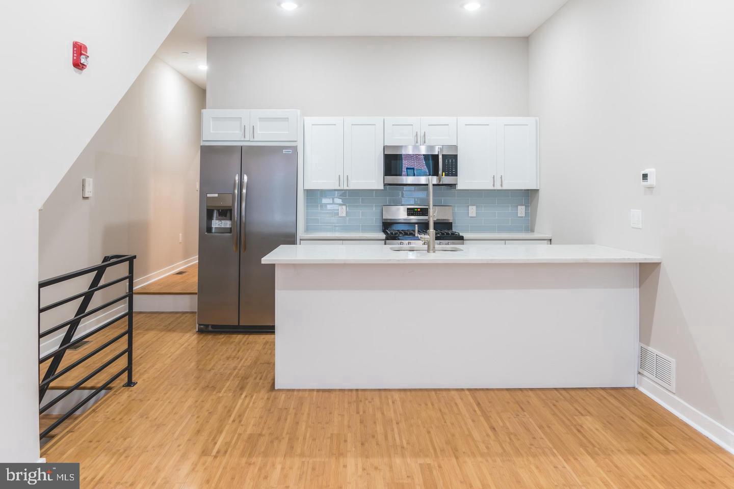 FAIRMOUNT - Residential Lease