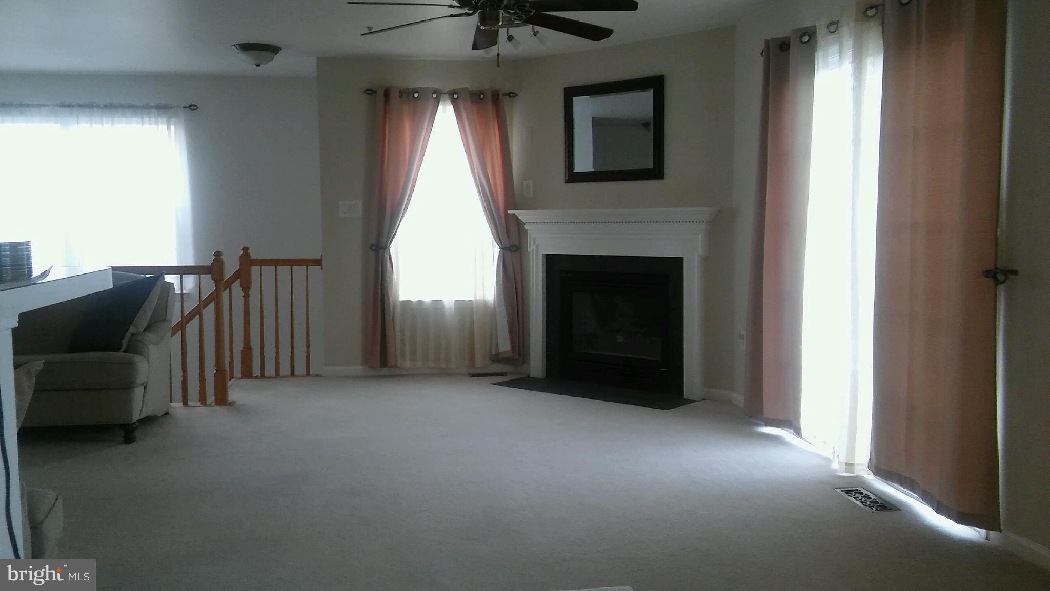 JACKSONS RIDGE CONDOS - Residential Lease