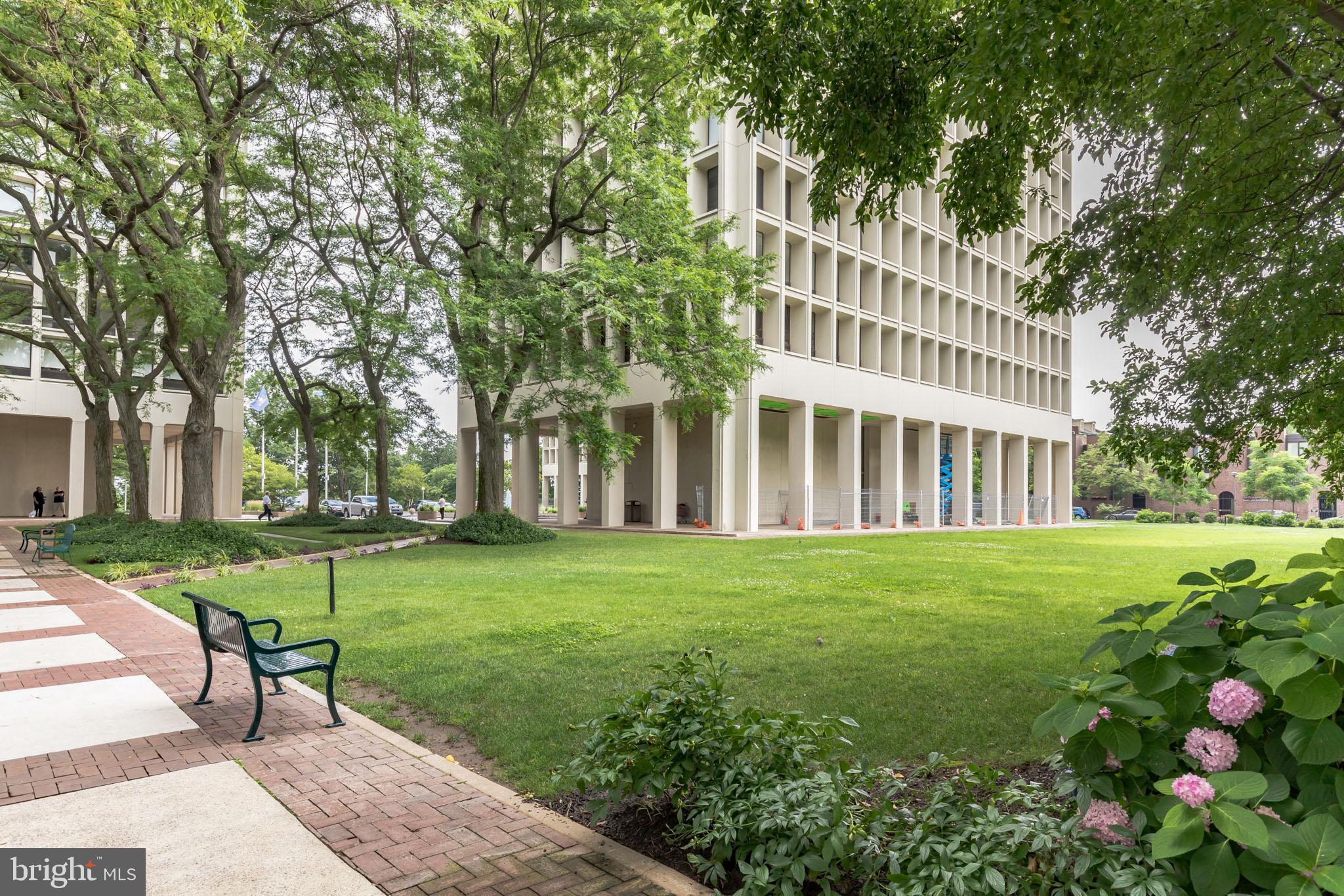SOCIETY HILL - Residential