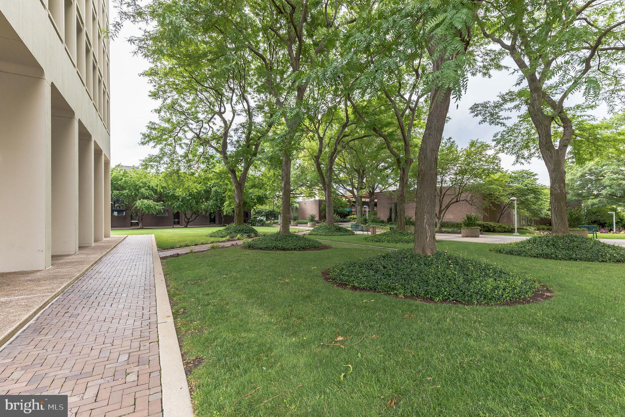 SOCIETY HILL - Residential