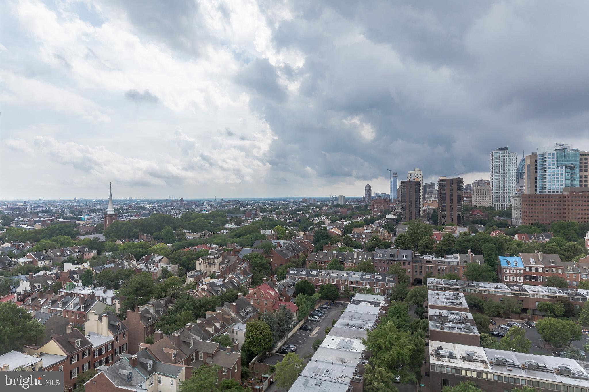 SOCIETY HILL - Residential