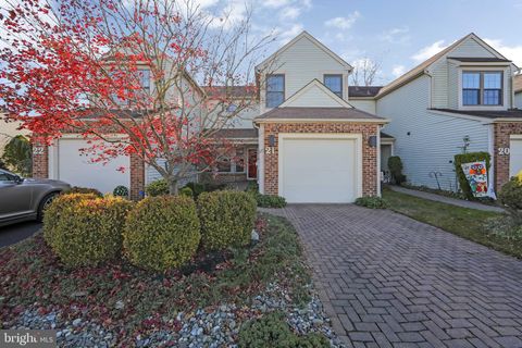 21 ZINNIA COURT MOUNT LAUREL NJ 08054