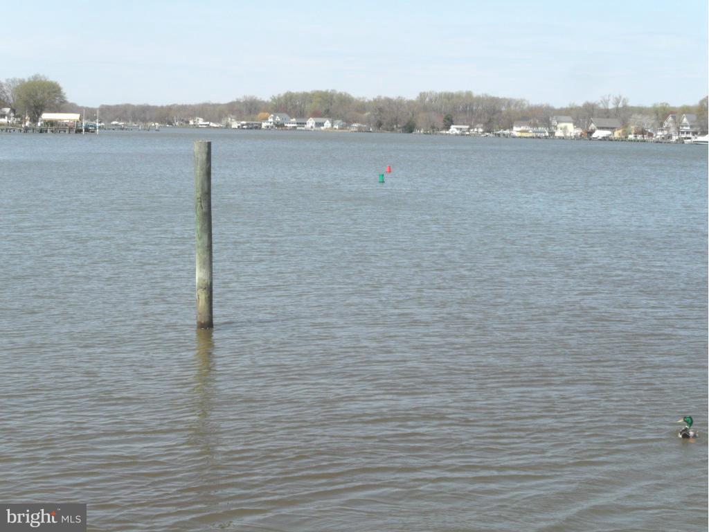 BOWLEYS QUARTERS - Residential Lease