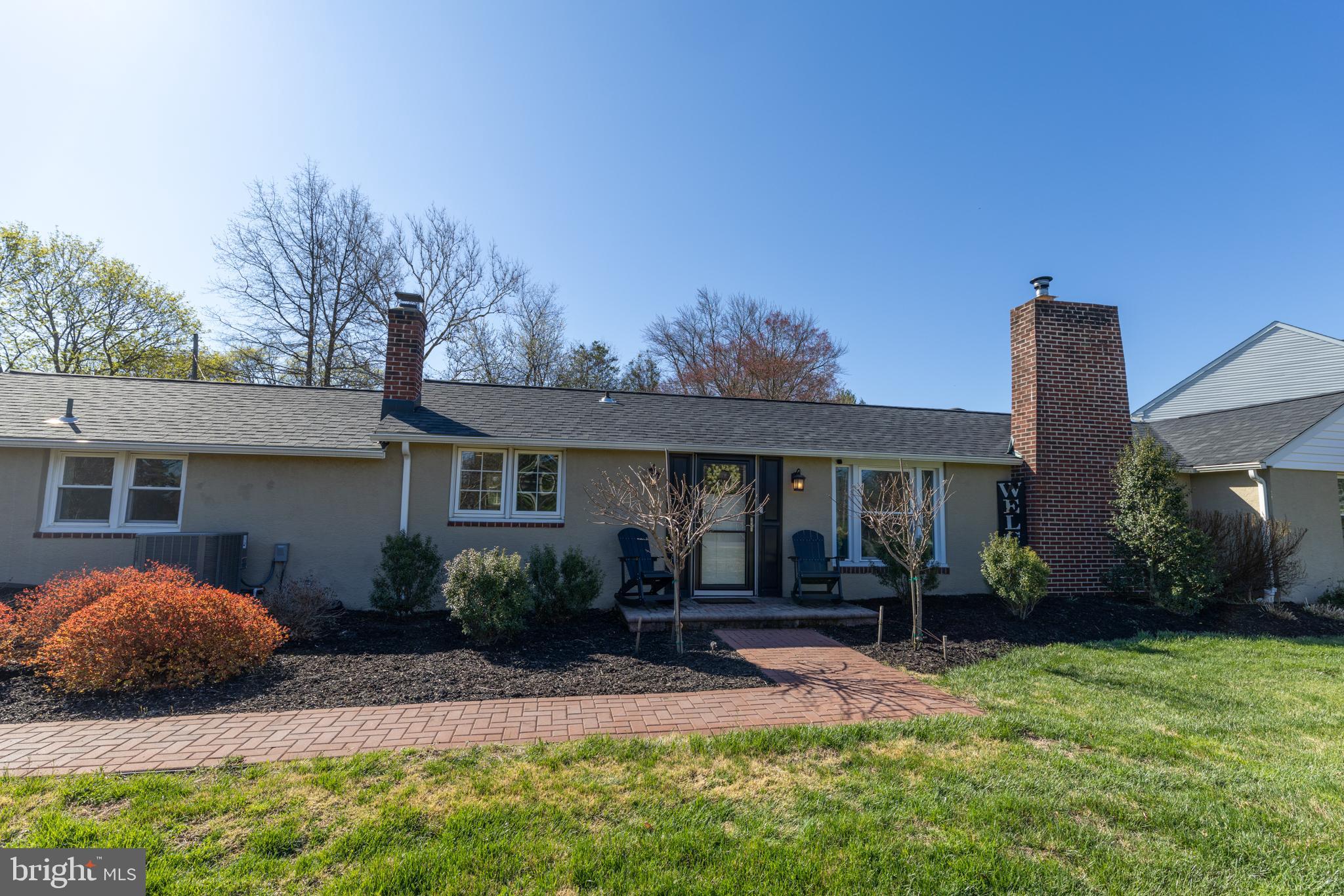 1023 LANSDALE AVENUE