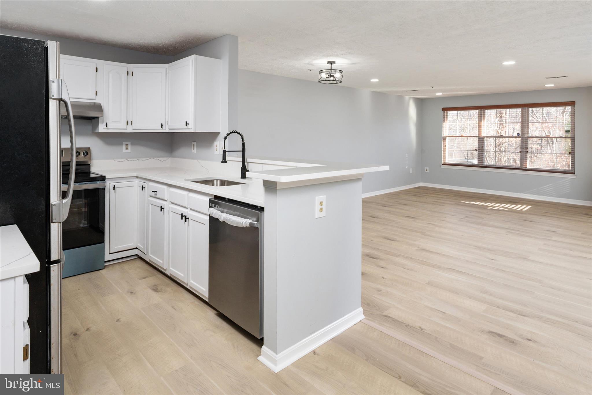 GLENSFORD - Residential