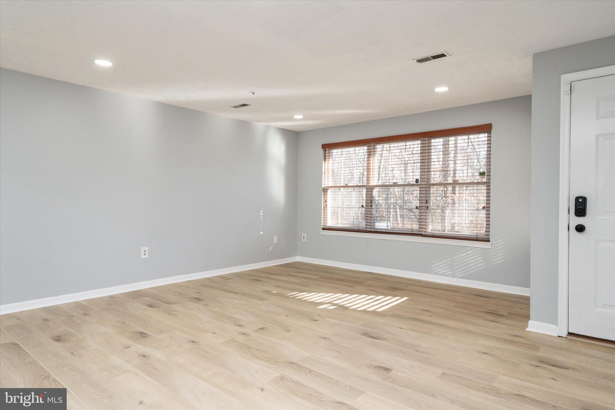 GLENSFORD - Residential