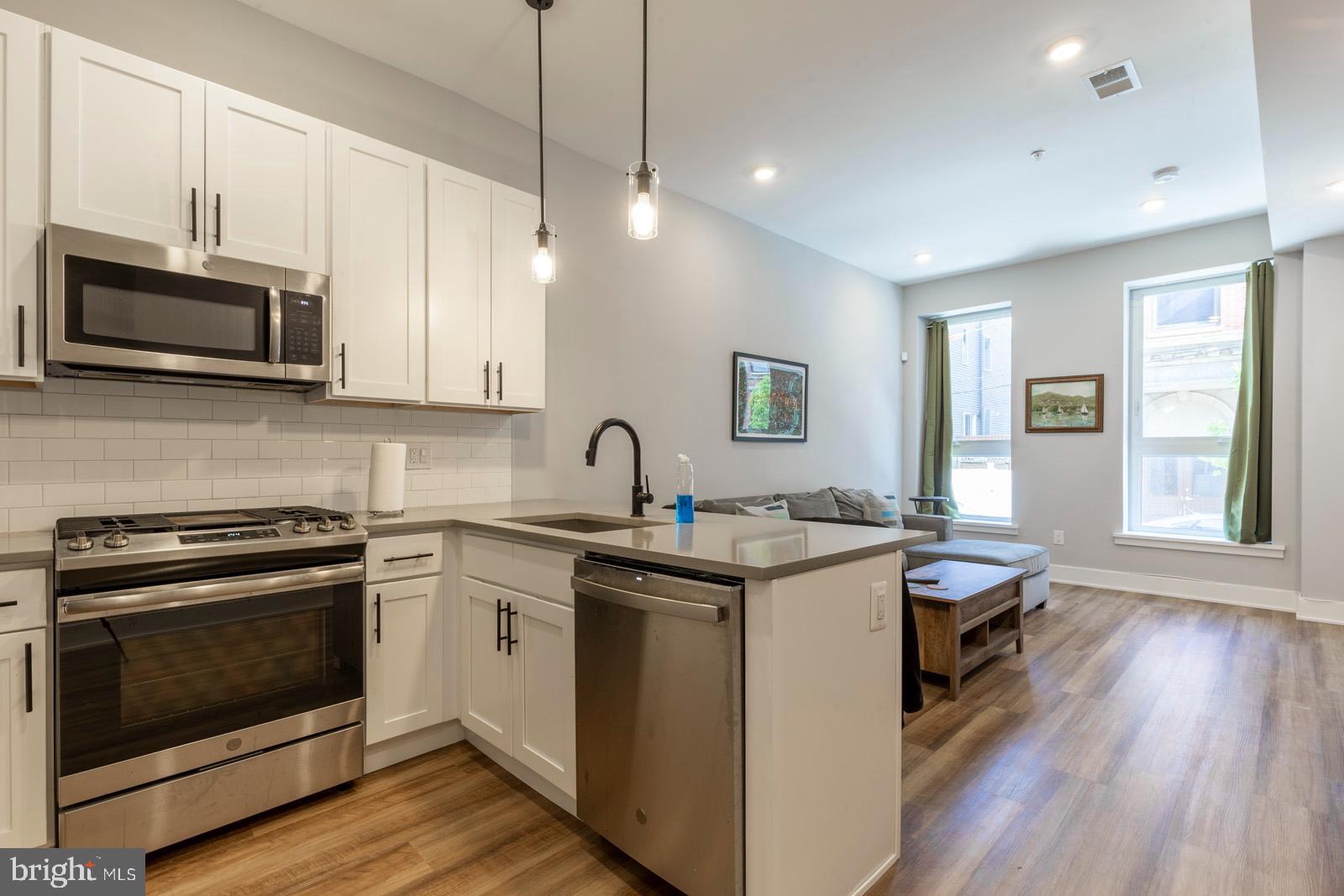 FRANCISVILLE - Residential Lease