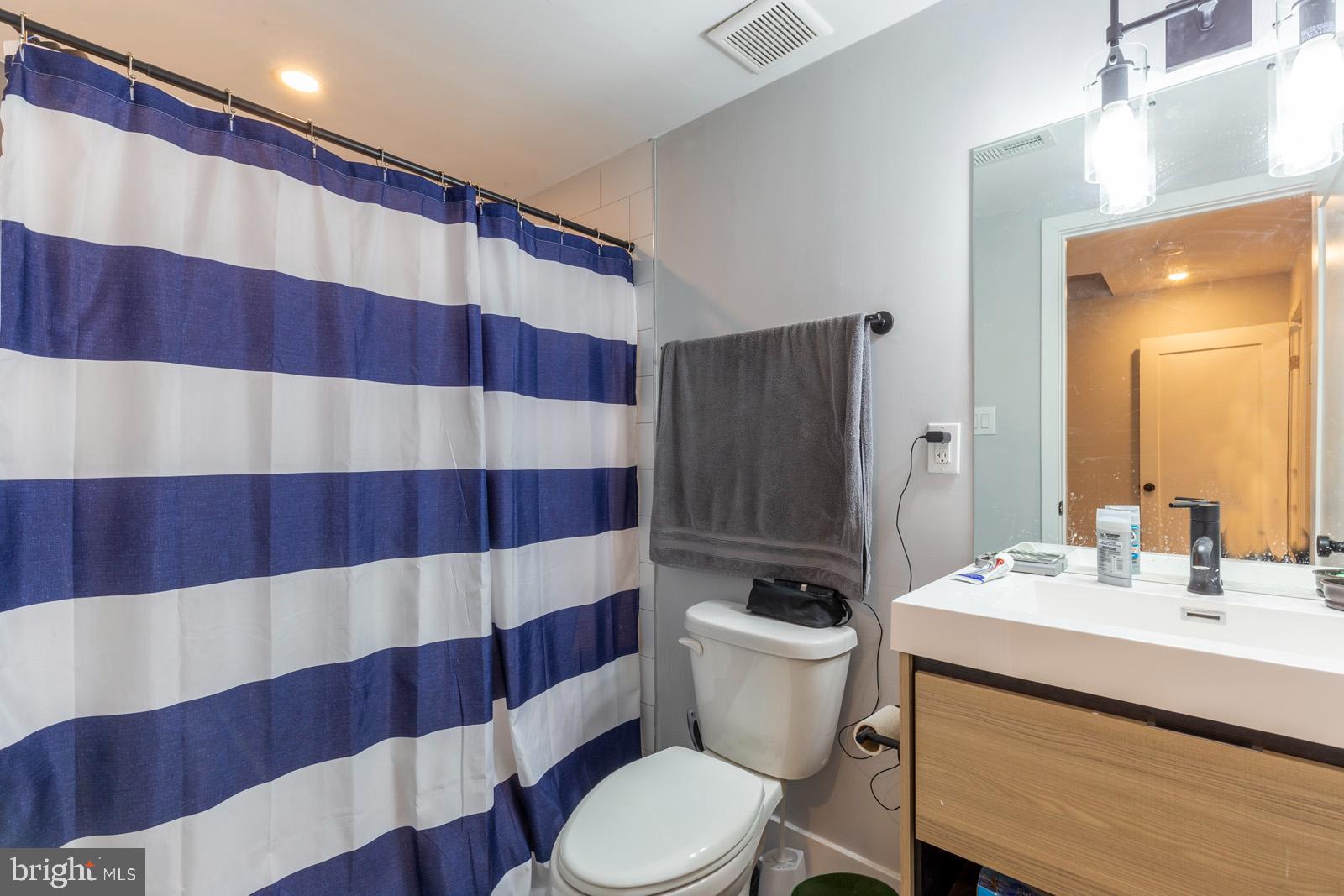 FRANCISVILLE - Residential Lease