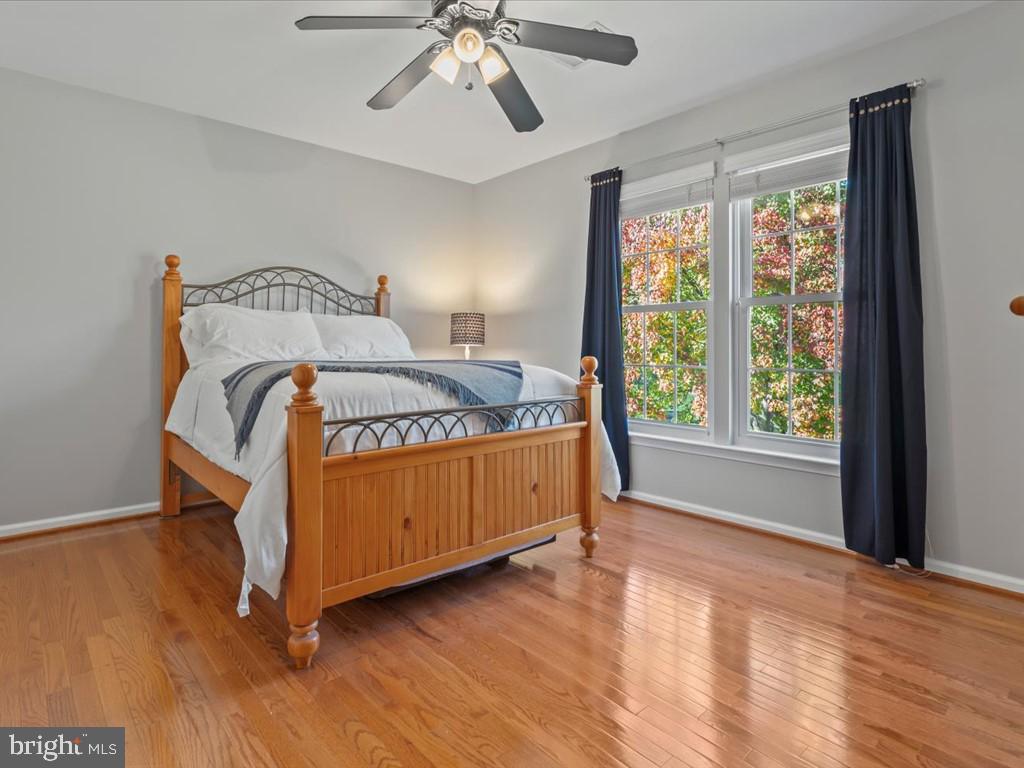 ASHBURN FARM - Residential