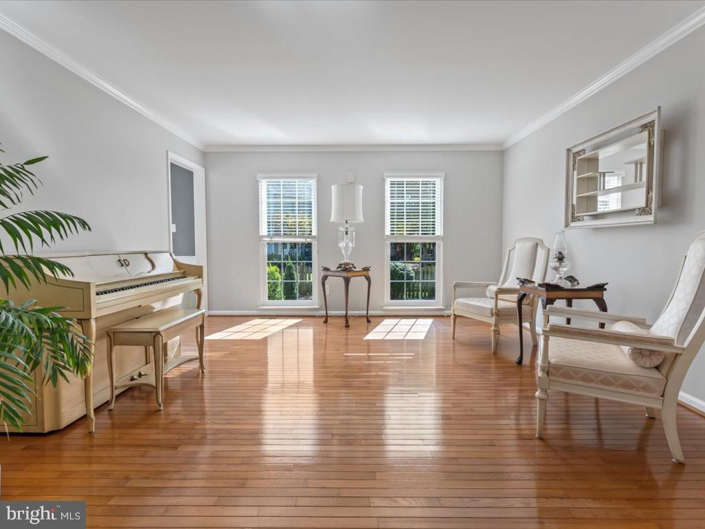 ASHBURN FARM - Residential