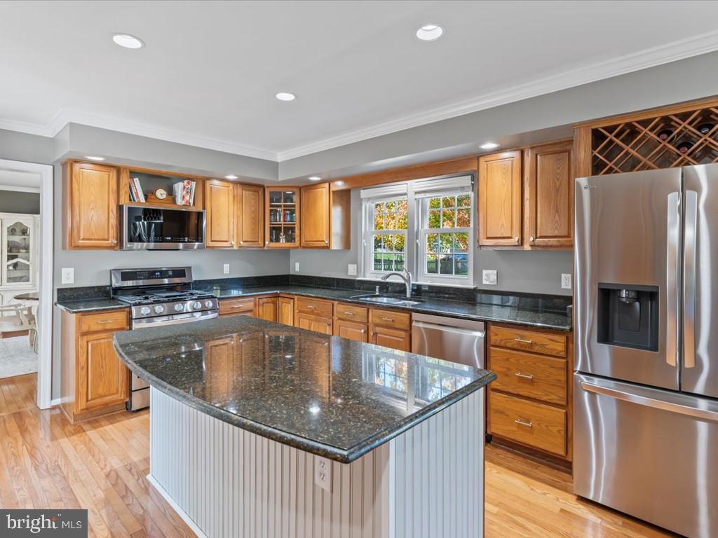 ASHBURN FARM - Residential