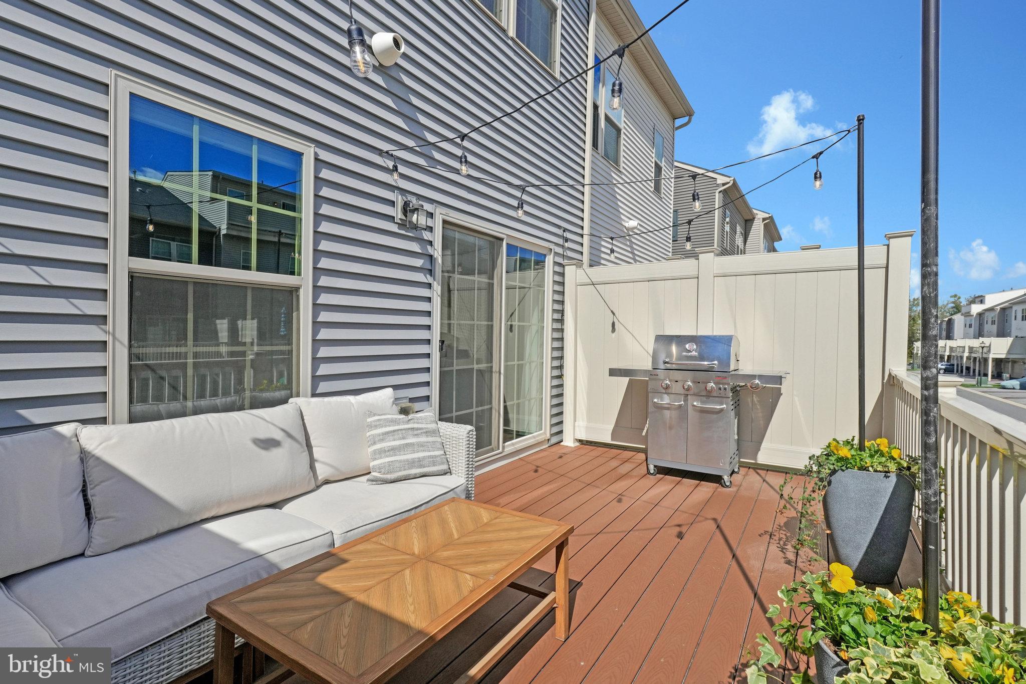 TIMOTHY BRANCH TOWNS - Residential