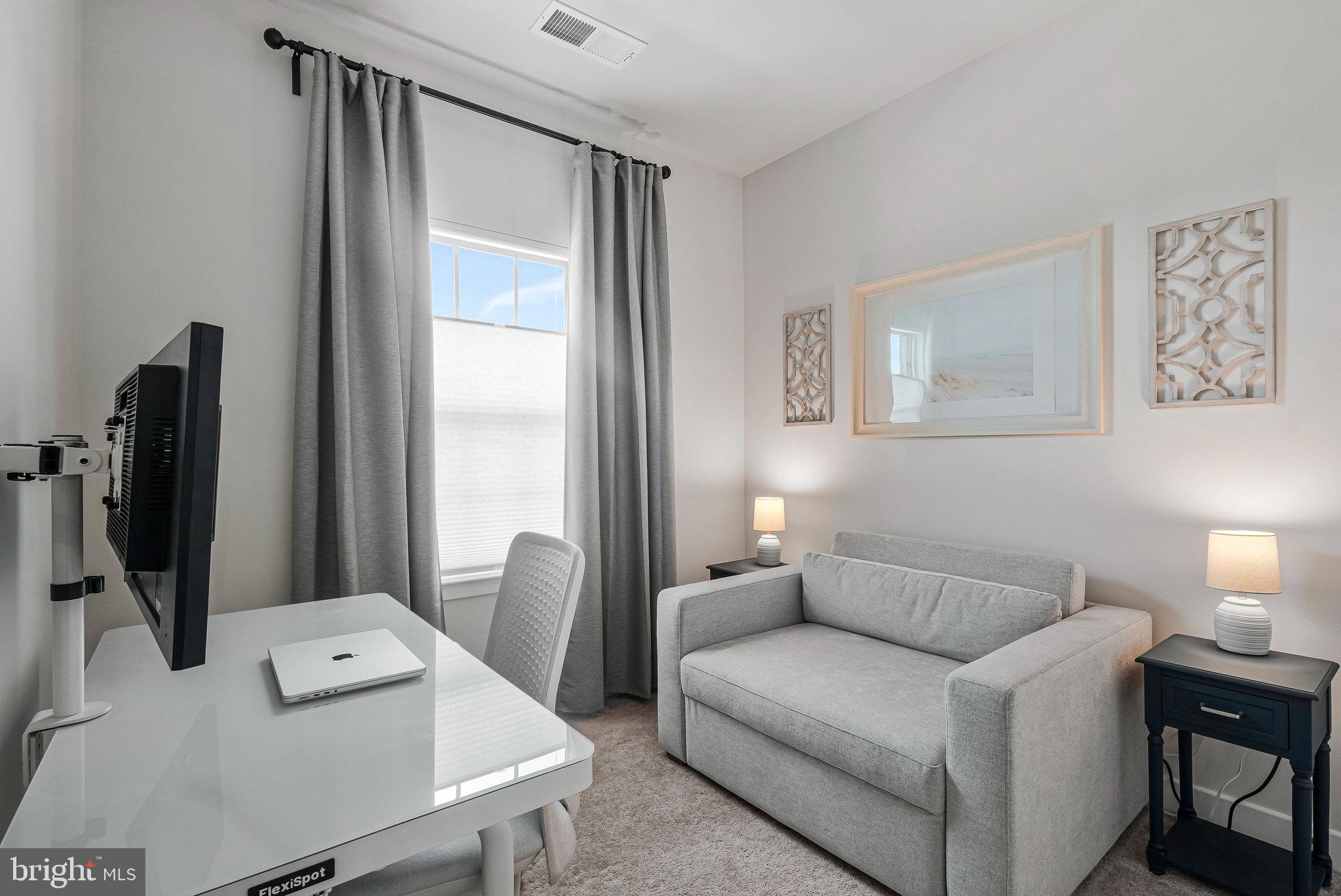 TIMOTHY BRANCH TOWNS - Residential