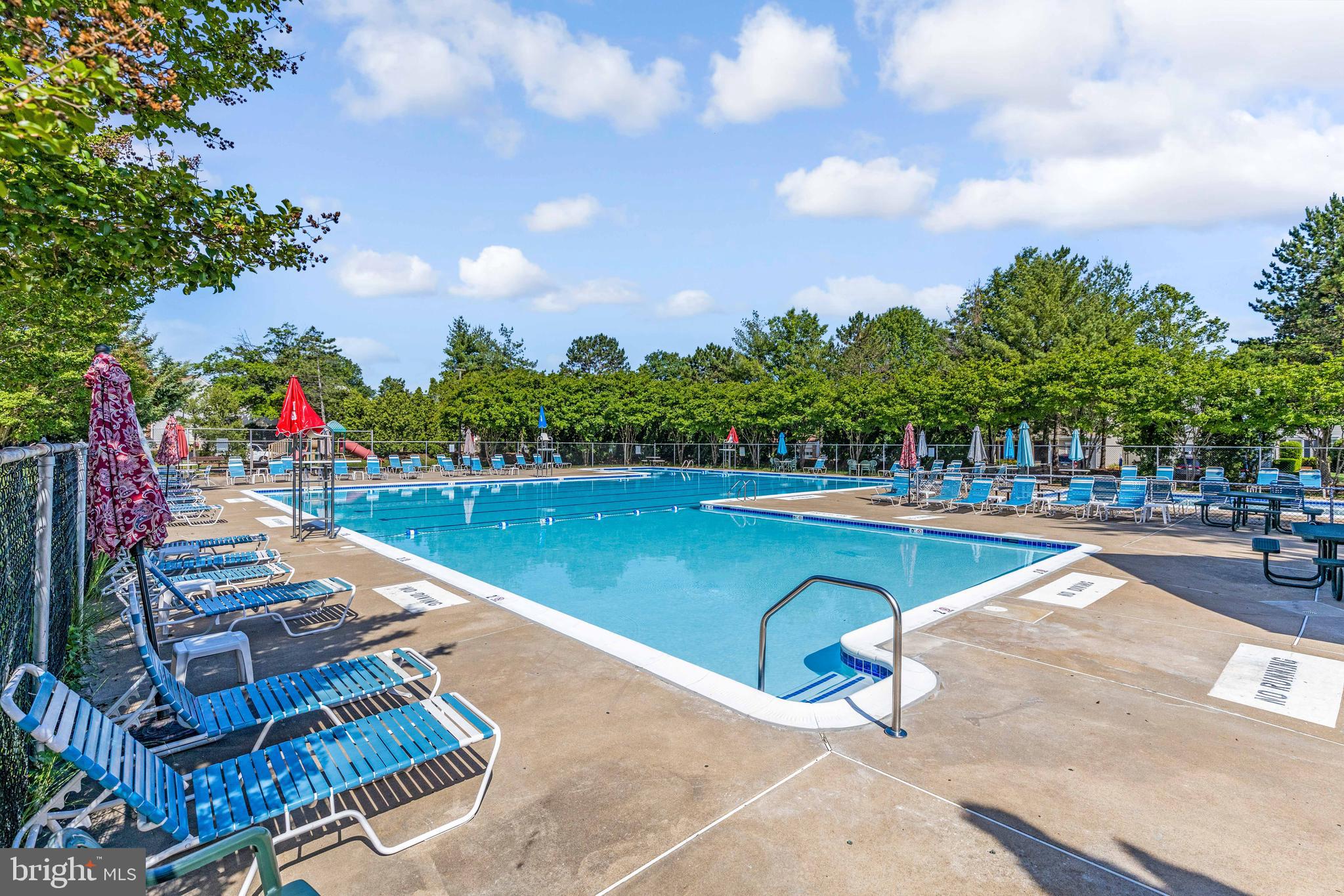 LANDSDOWNE - Residential Lease