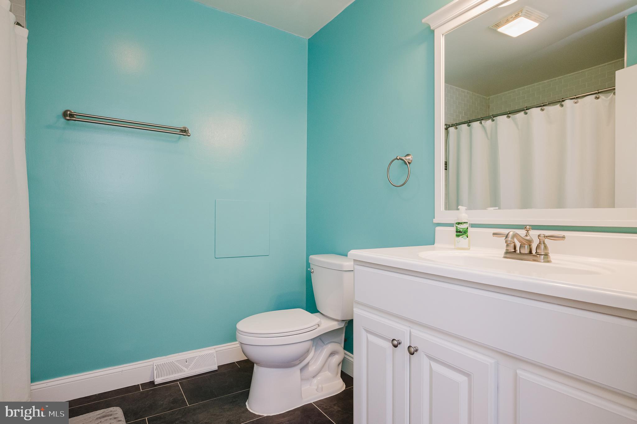 OAKMONT - Residential Lease