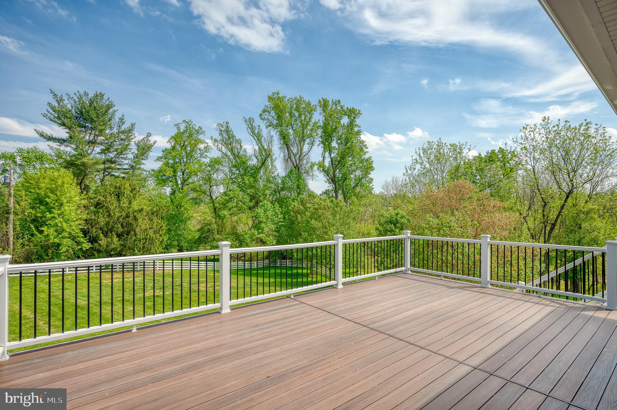 OAKMONT - Residential Lease