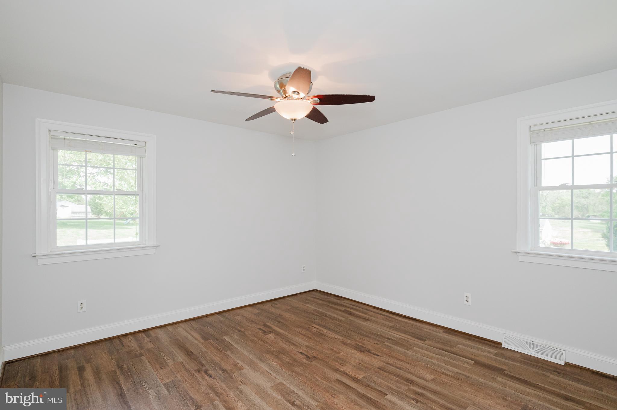 OAKMONT - Residential Lease