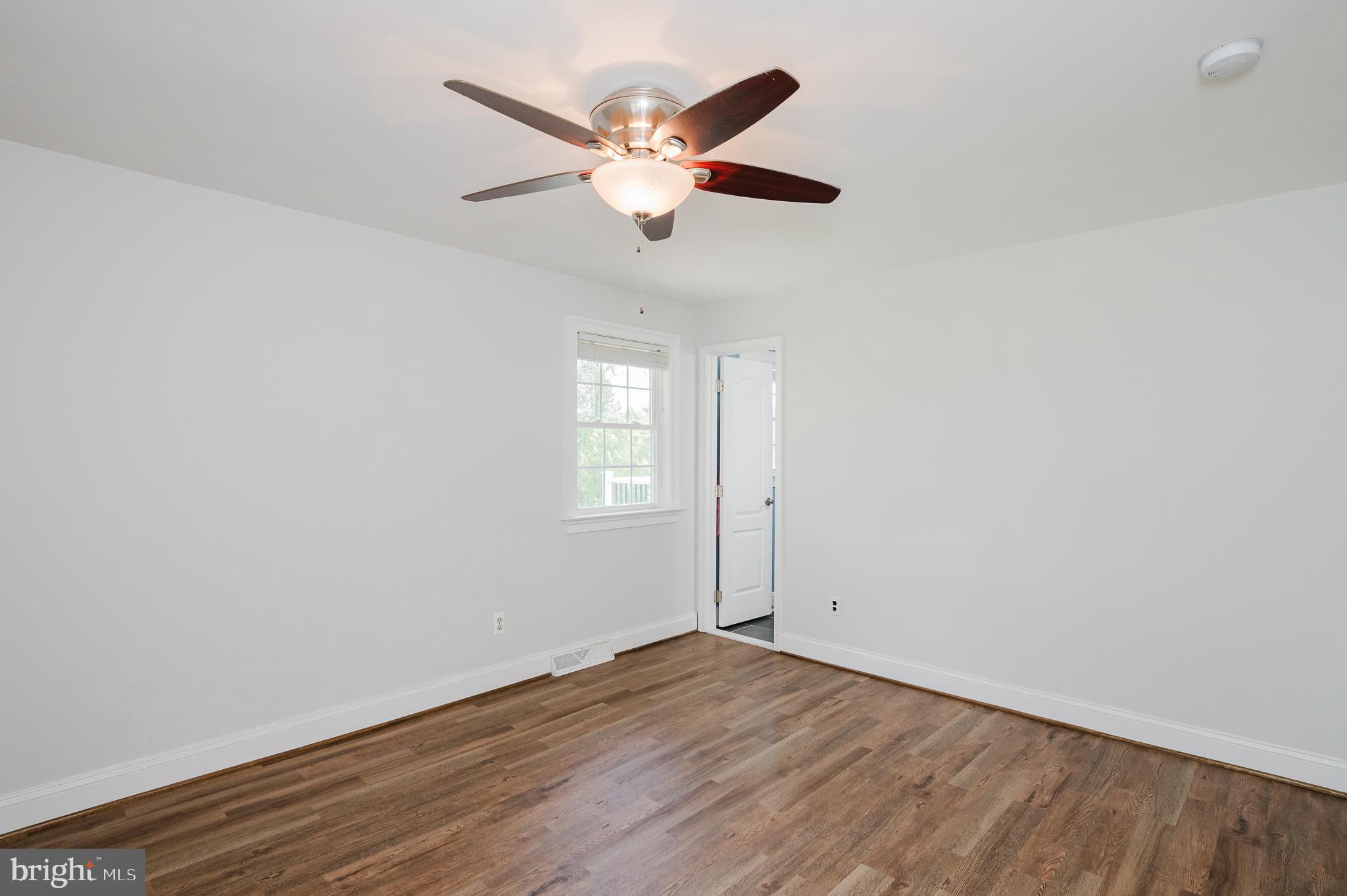 OAKMONT - Residential Lease