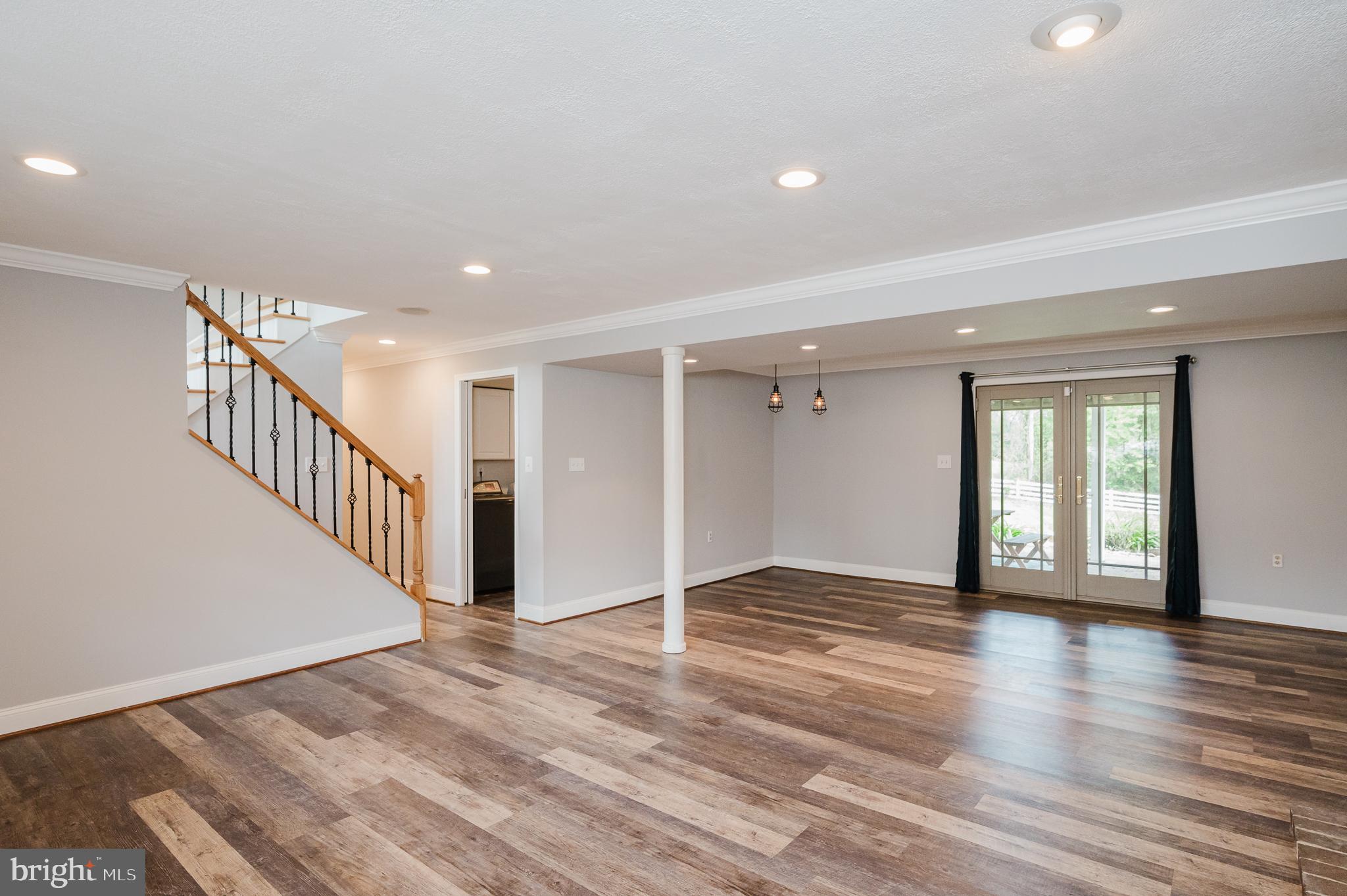 OAKMONT - Residential Lease