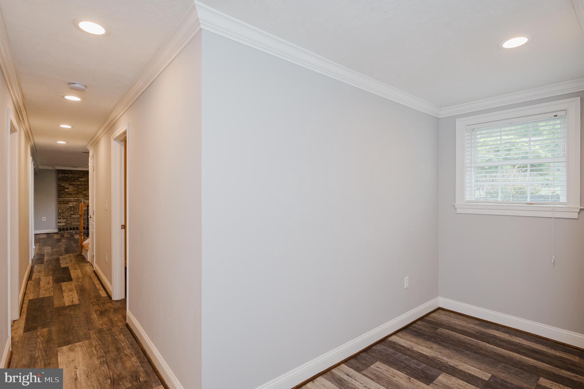 OAKMONT - Residential Lease