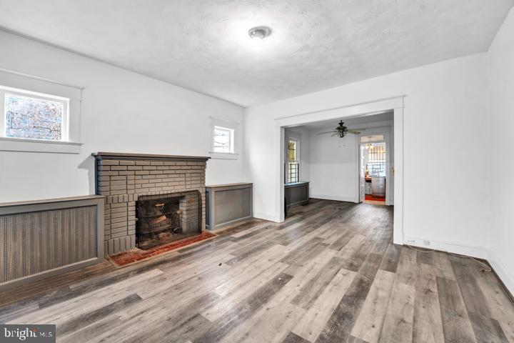 1444 T STREET SE